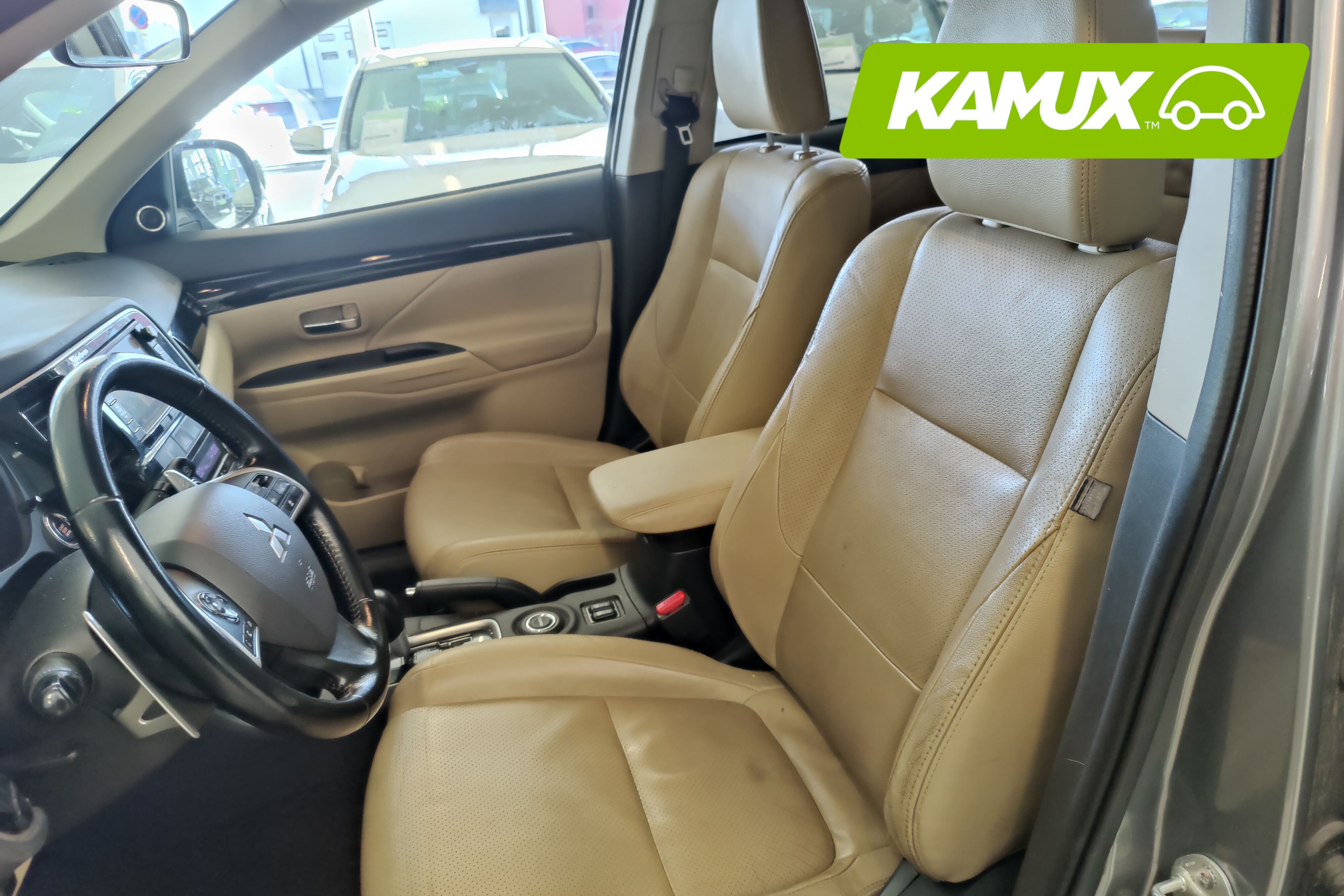 Mitsubishi Outlander 2014