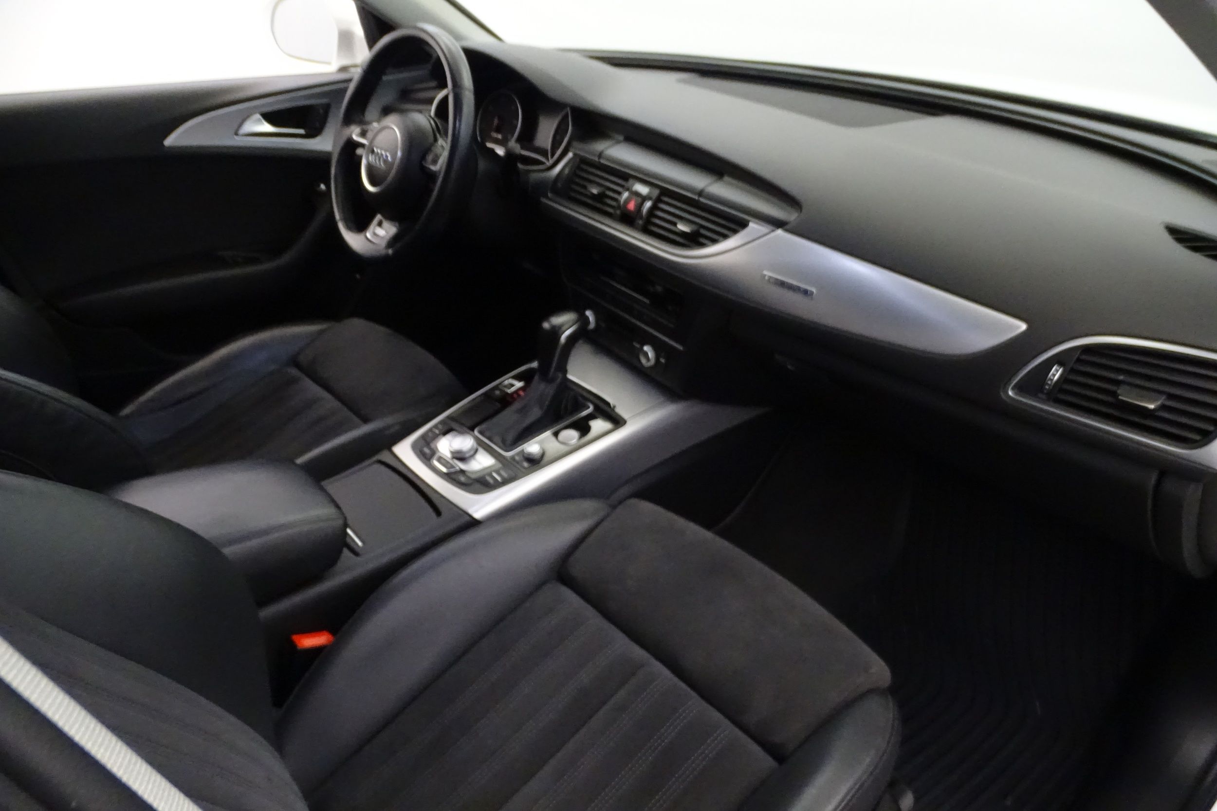 Audi A6 allroad quattro 2015