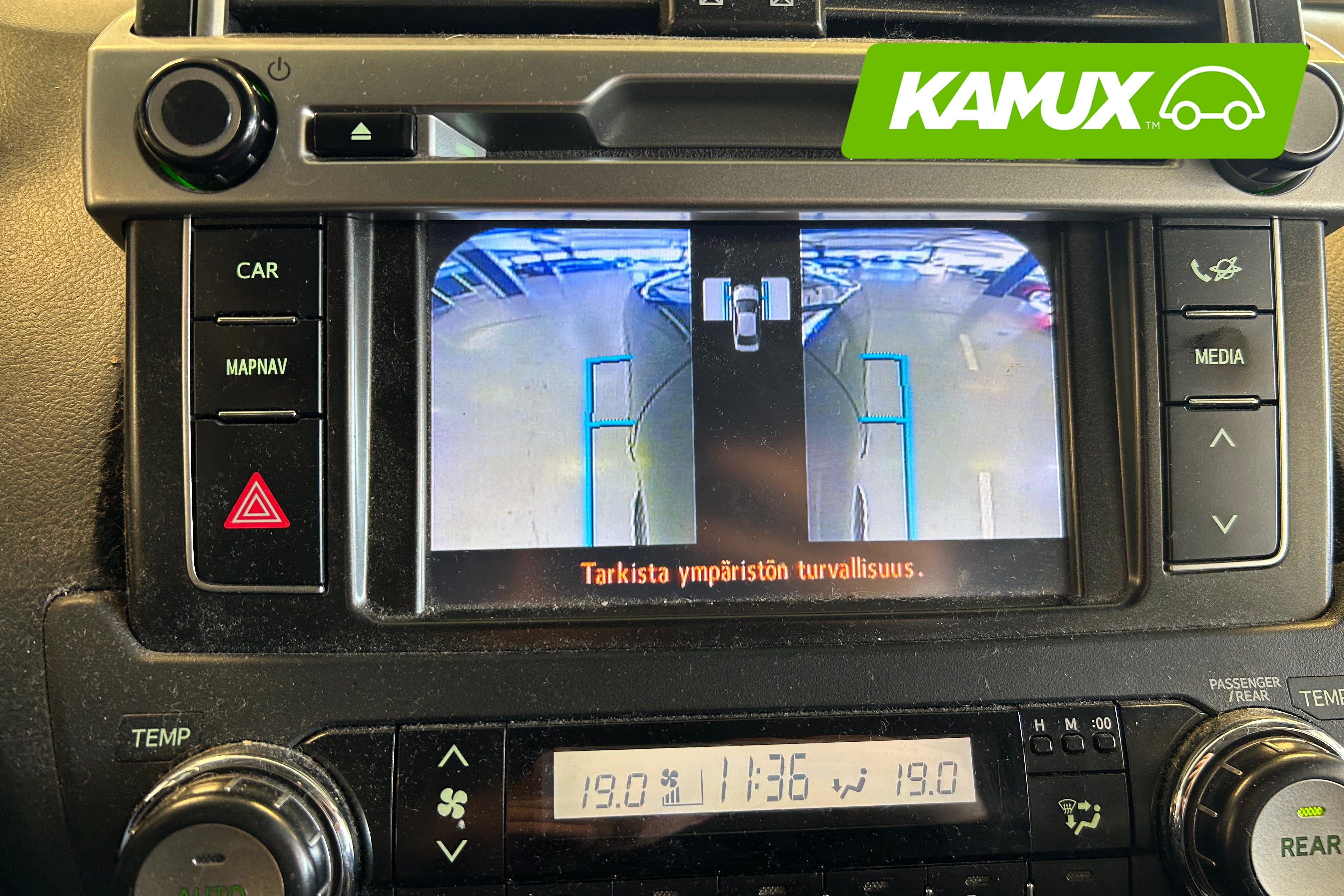 Toyota Land Cruiser 2014