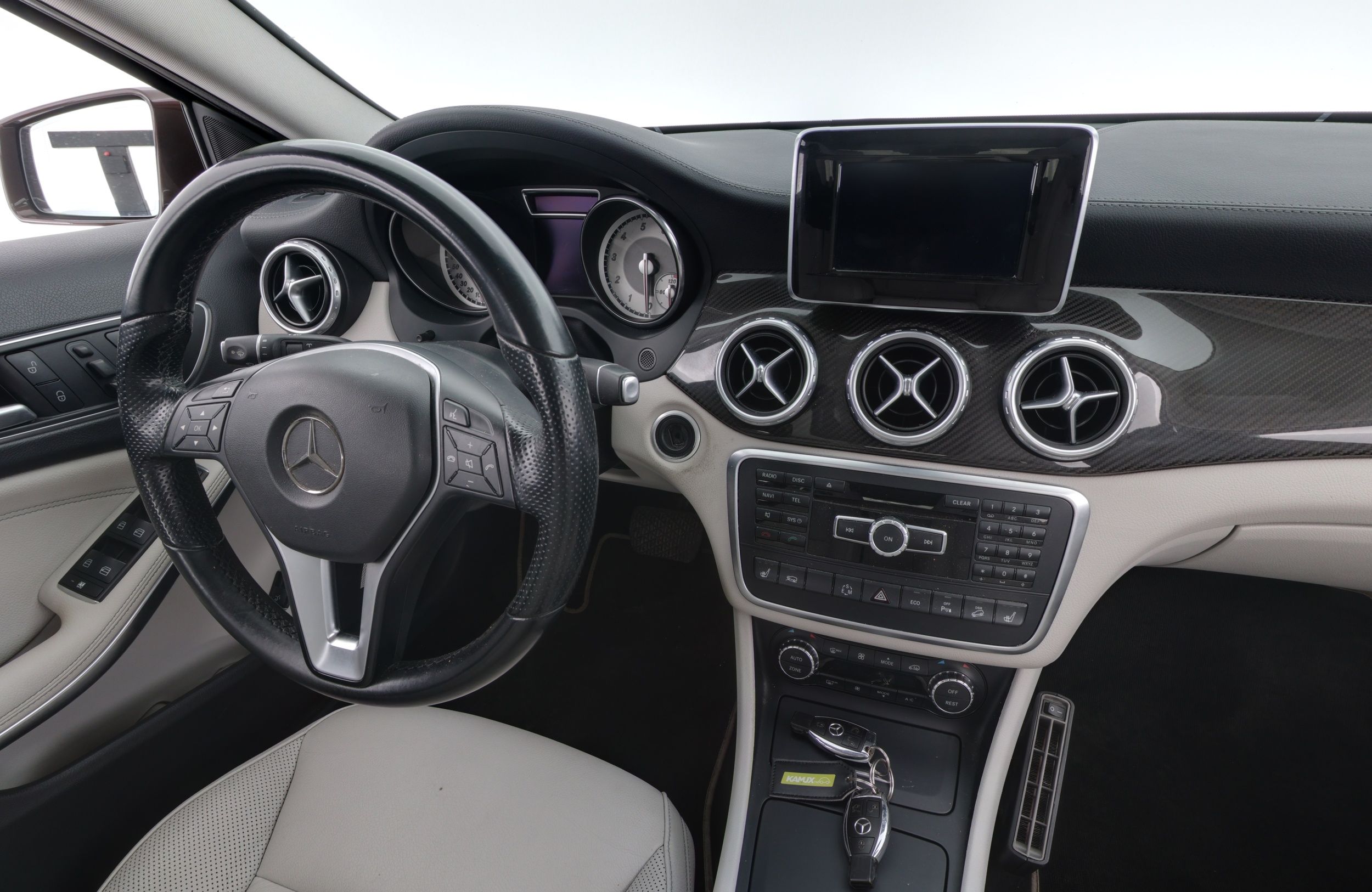 Mercedes-Benz GLA 2014