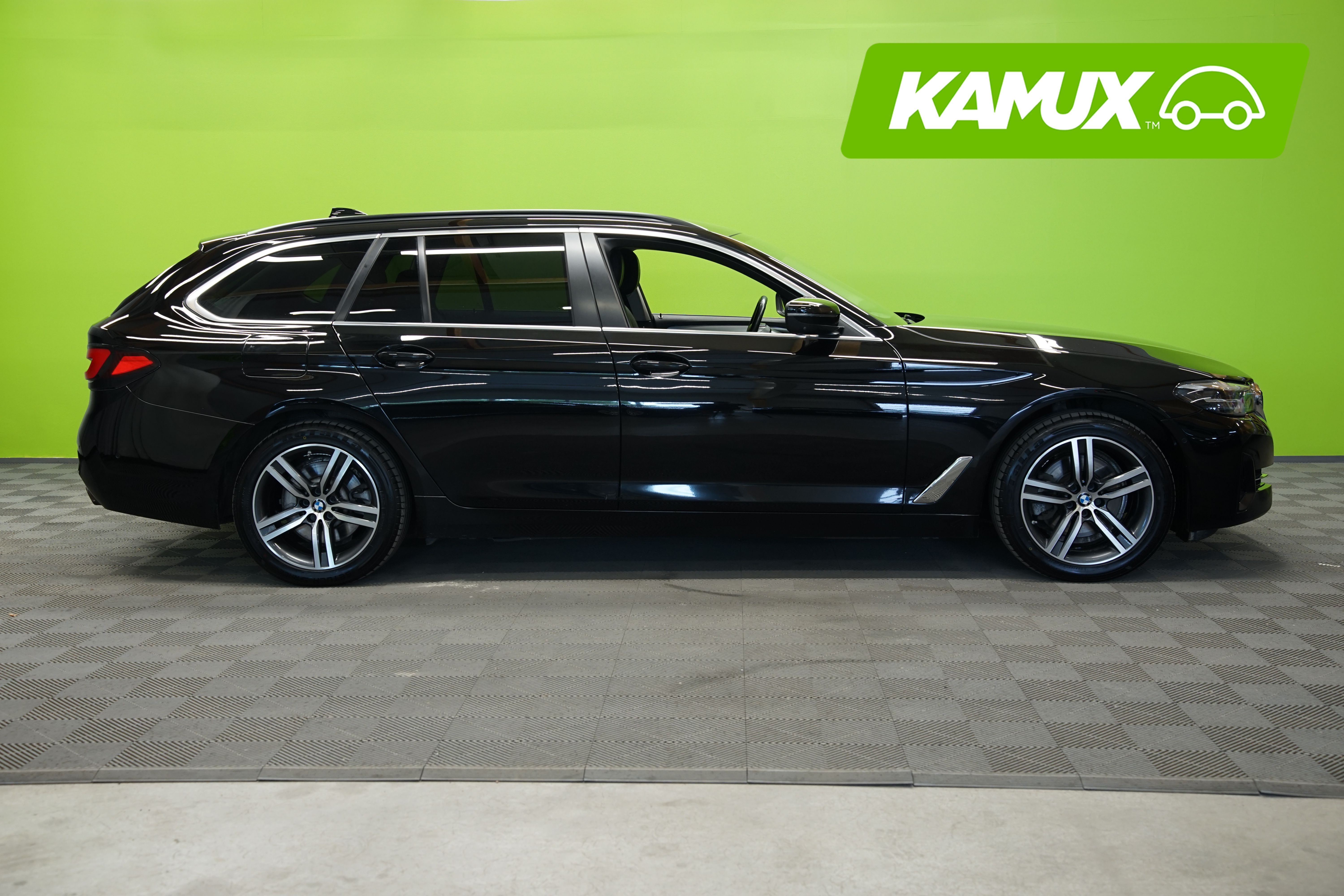 BMW 520 2021