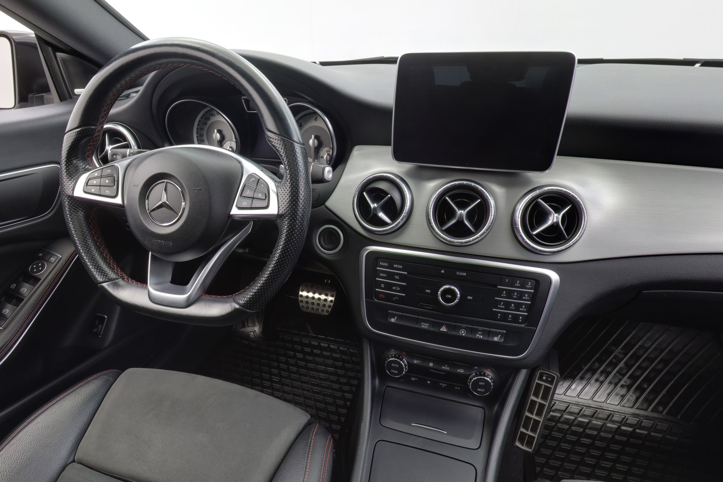 Mercedes-Benz CLA 2016
