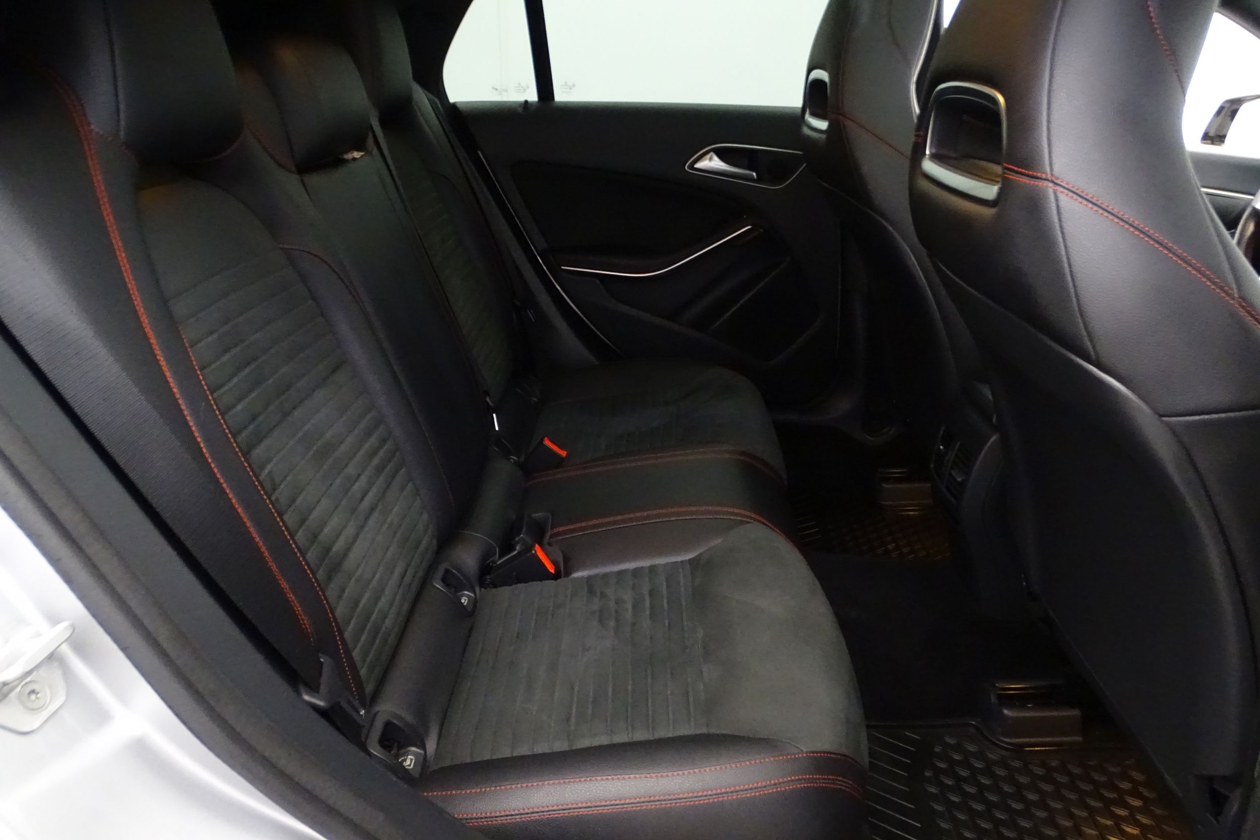 Mercedes-Benz CLA 2016