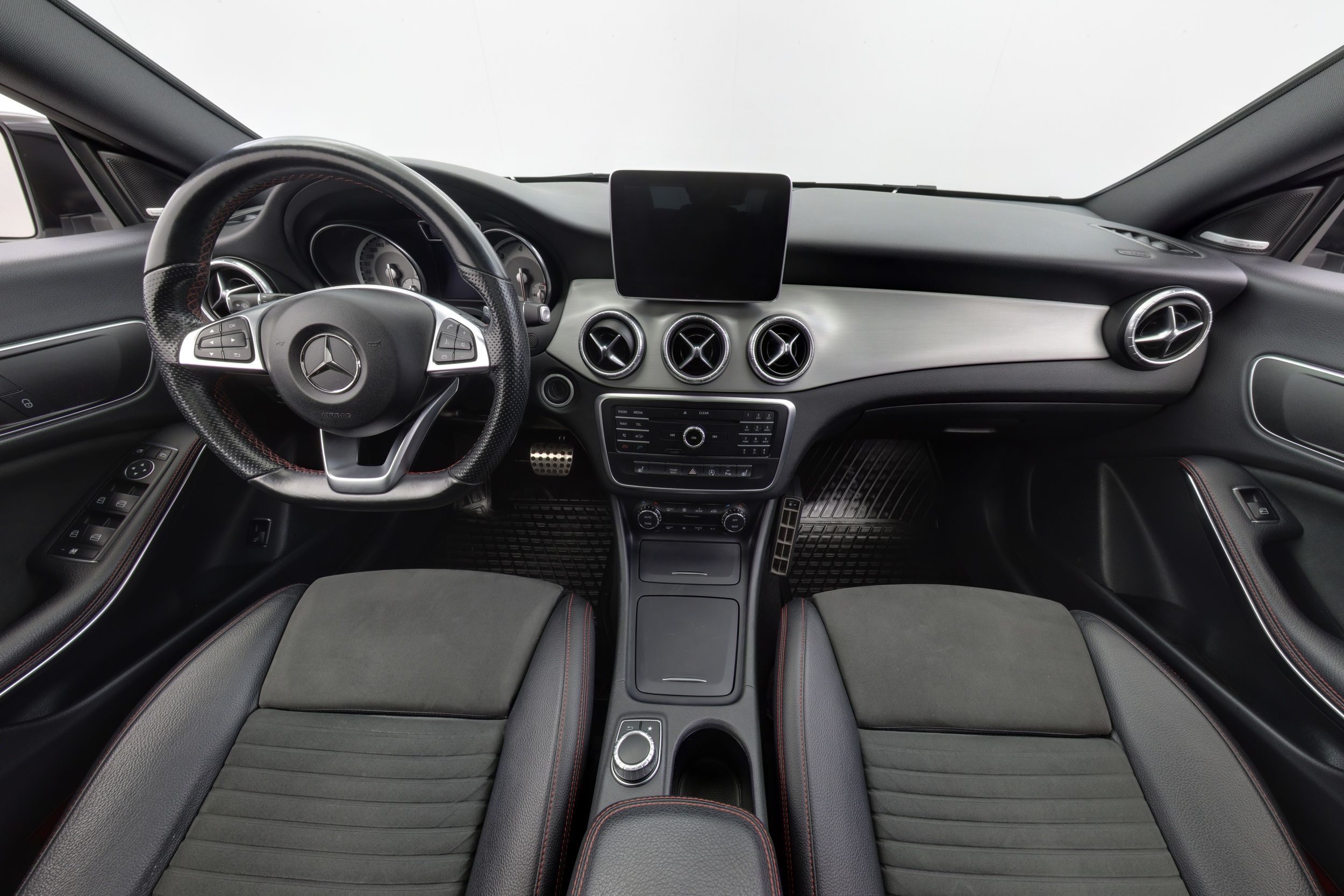 Mercedes-Benz CLA 2016