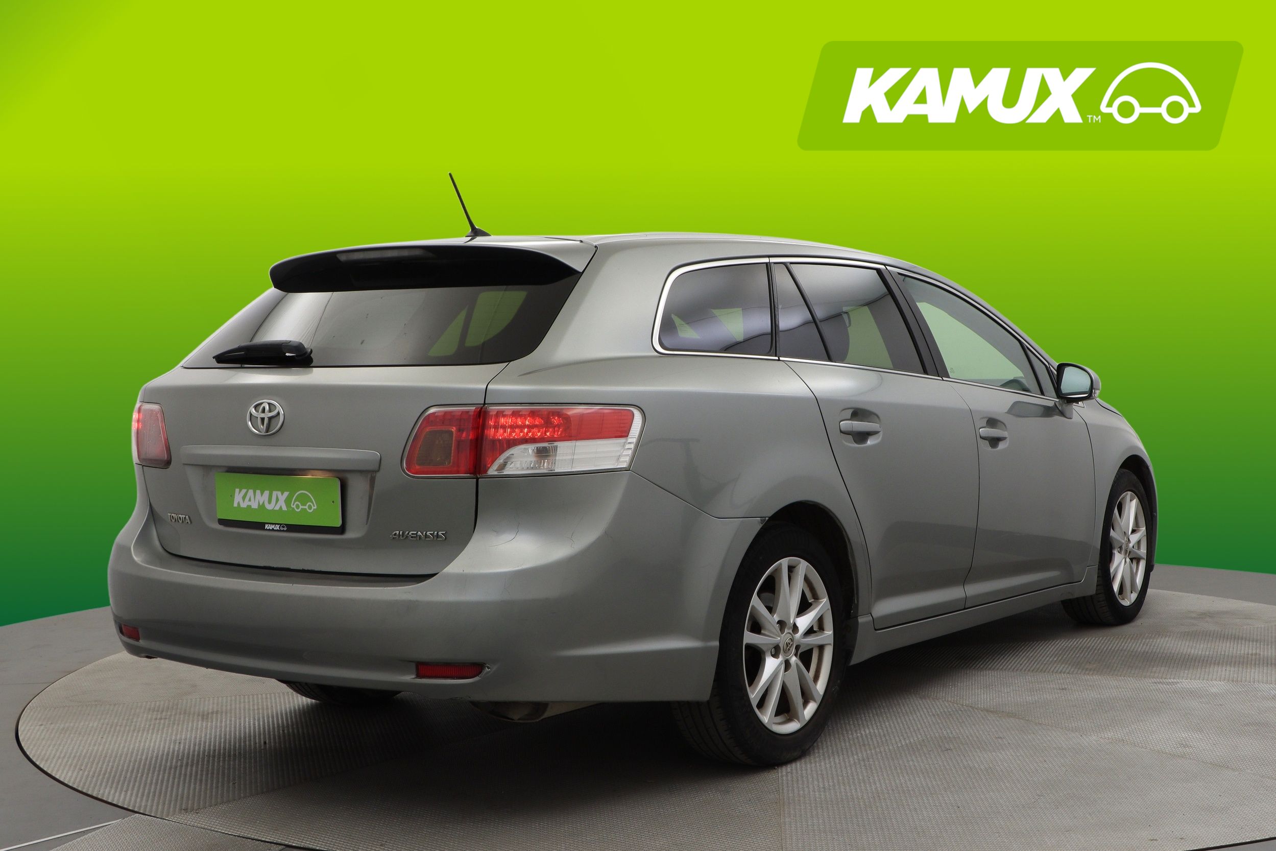 Toyota Avensis 2011