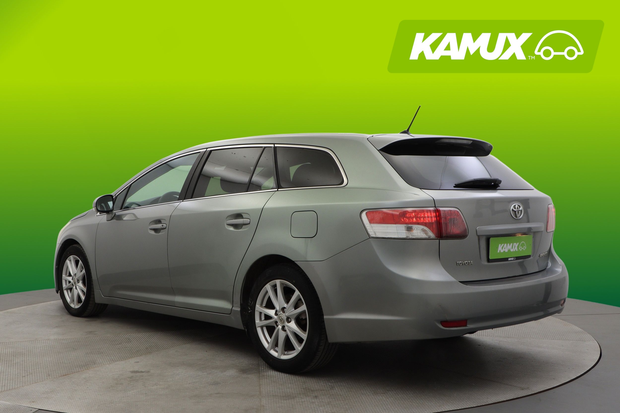 Toyota Avensis 2011