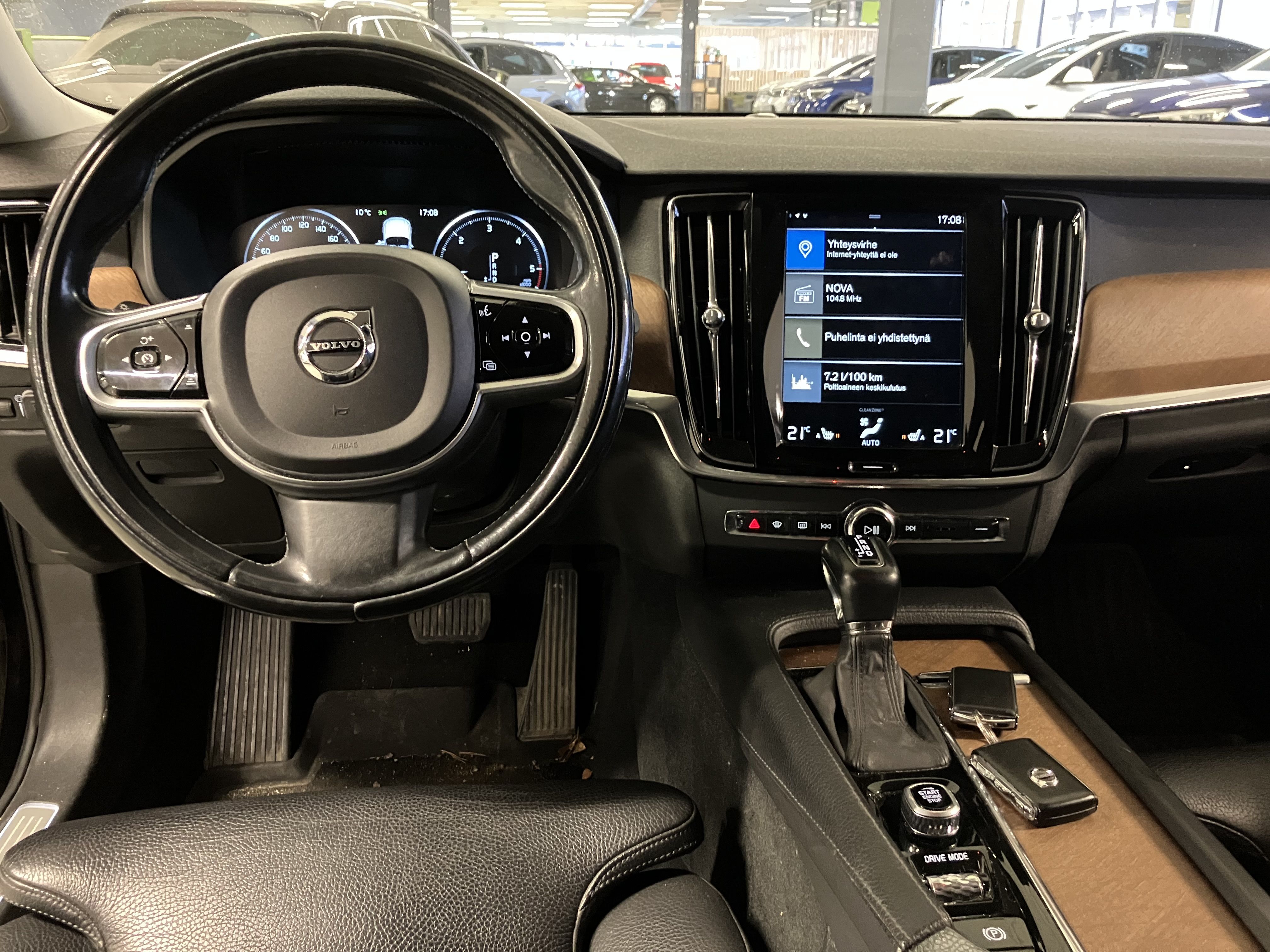Volvo V90 2017