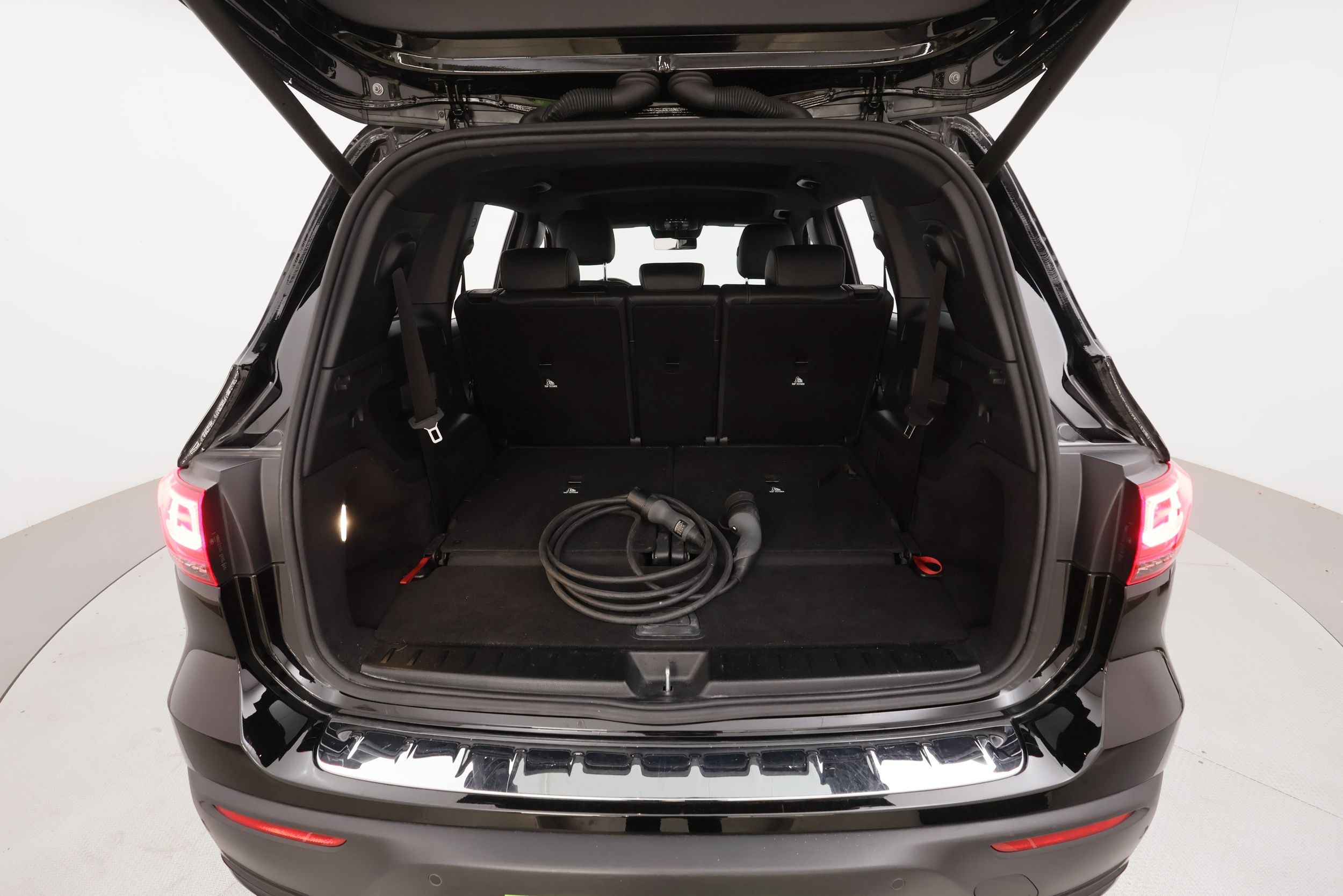 Mercedes-Benz EQB 300 2023