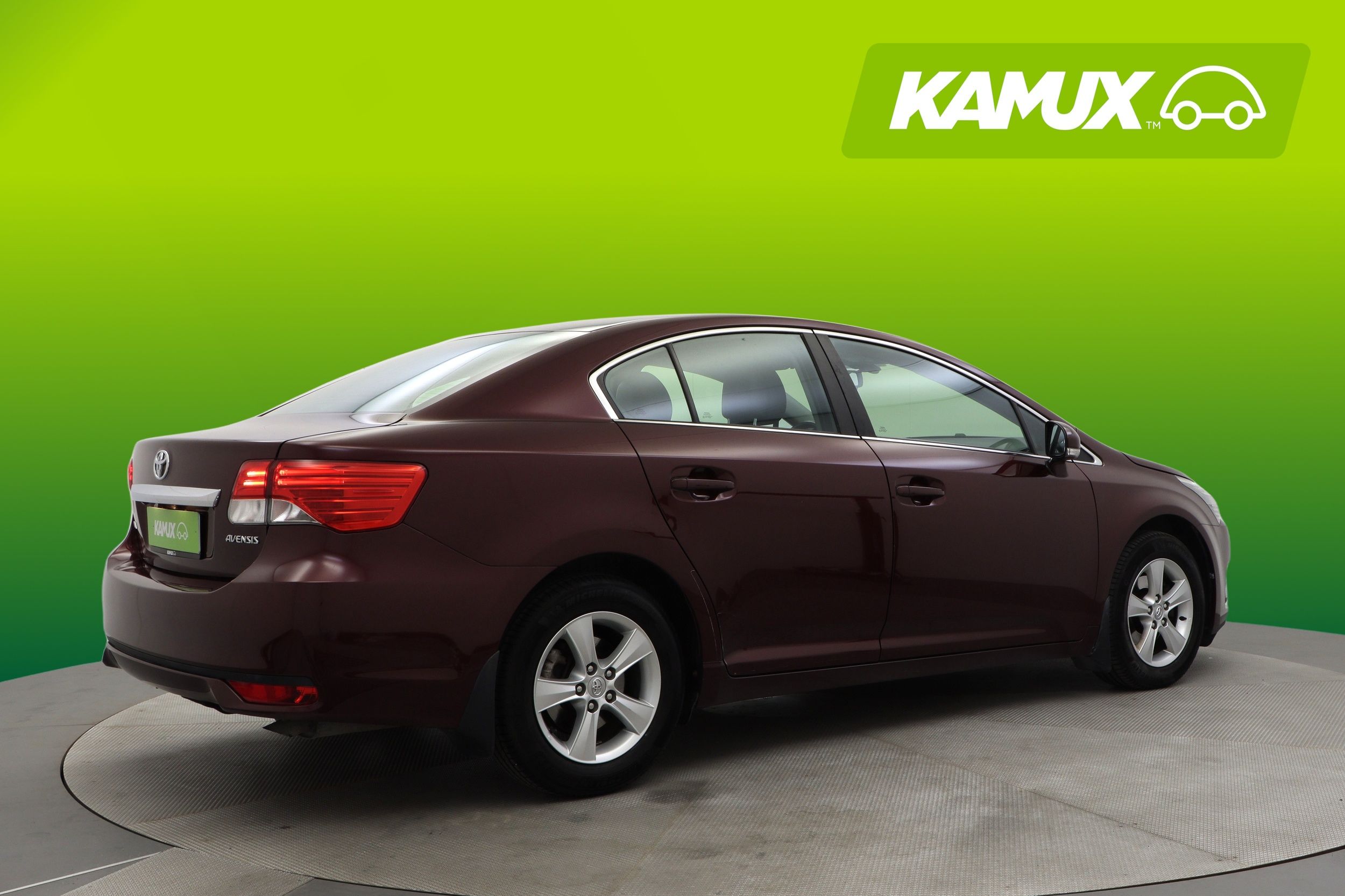 Toyota Avensis 2012