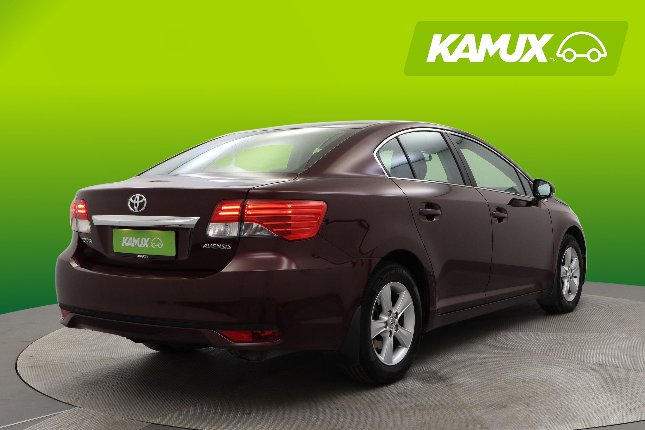Toyota Avensis 2012