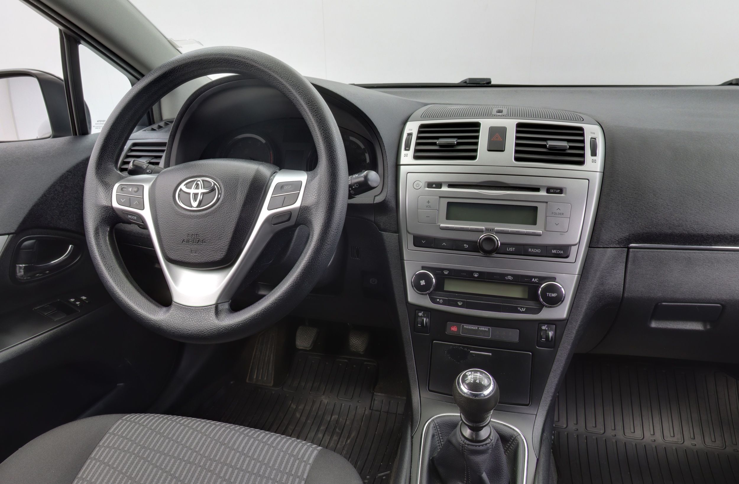 Toyota Avensis 2014