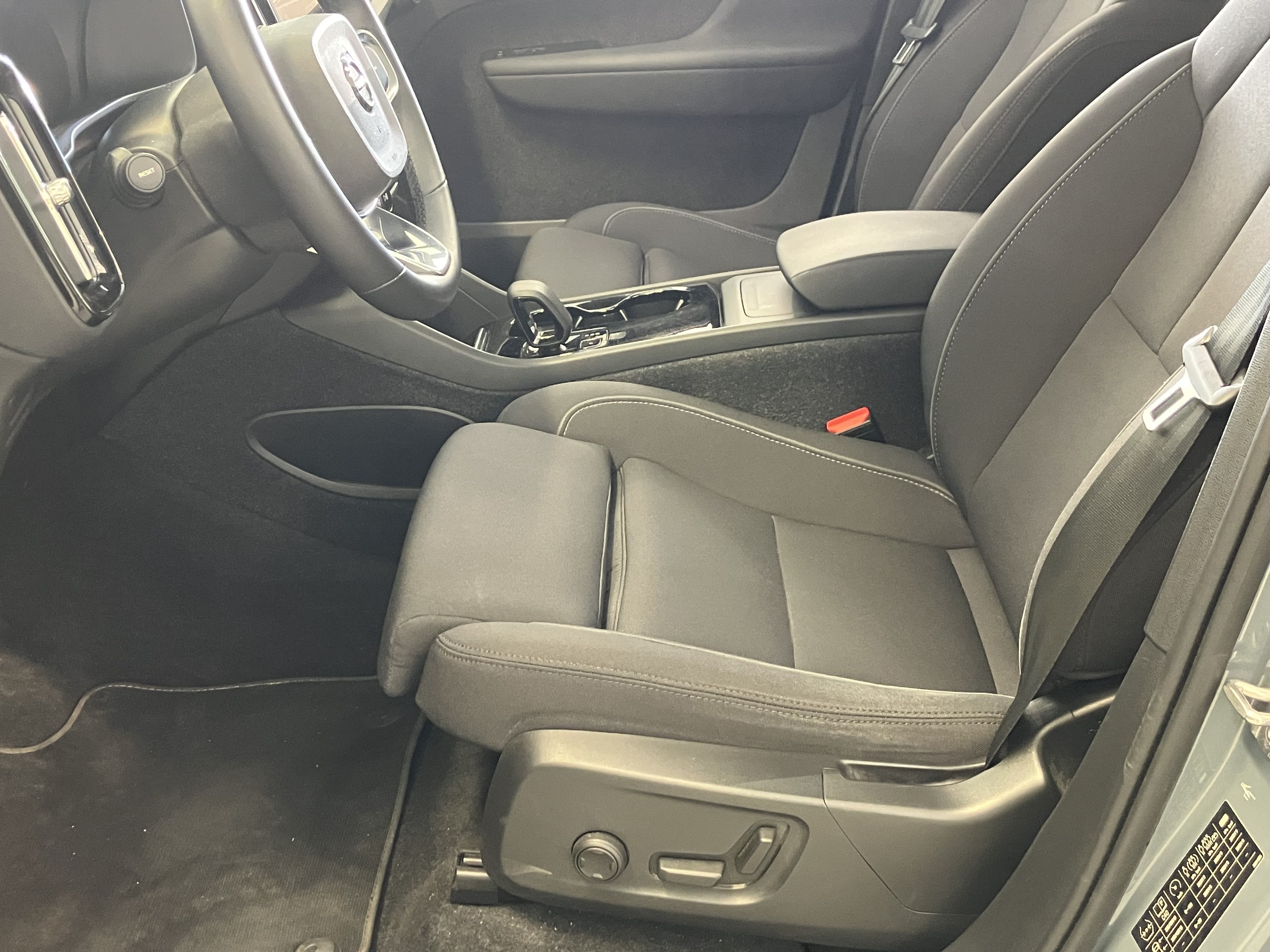 Volvo C40 2022