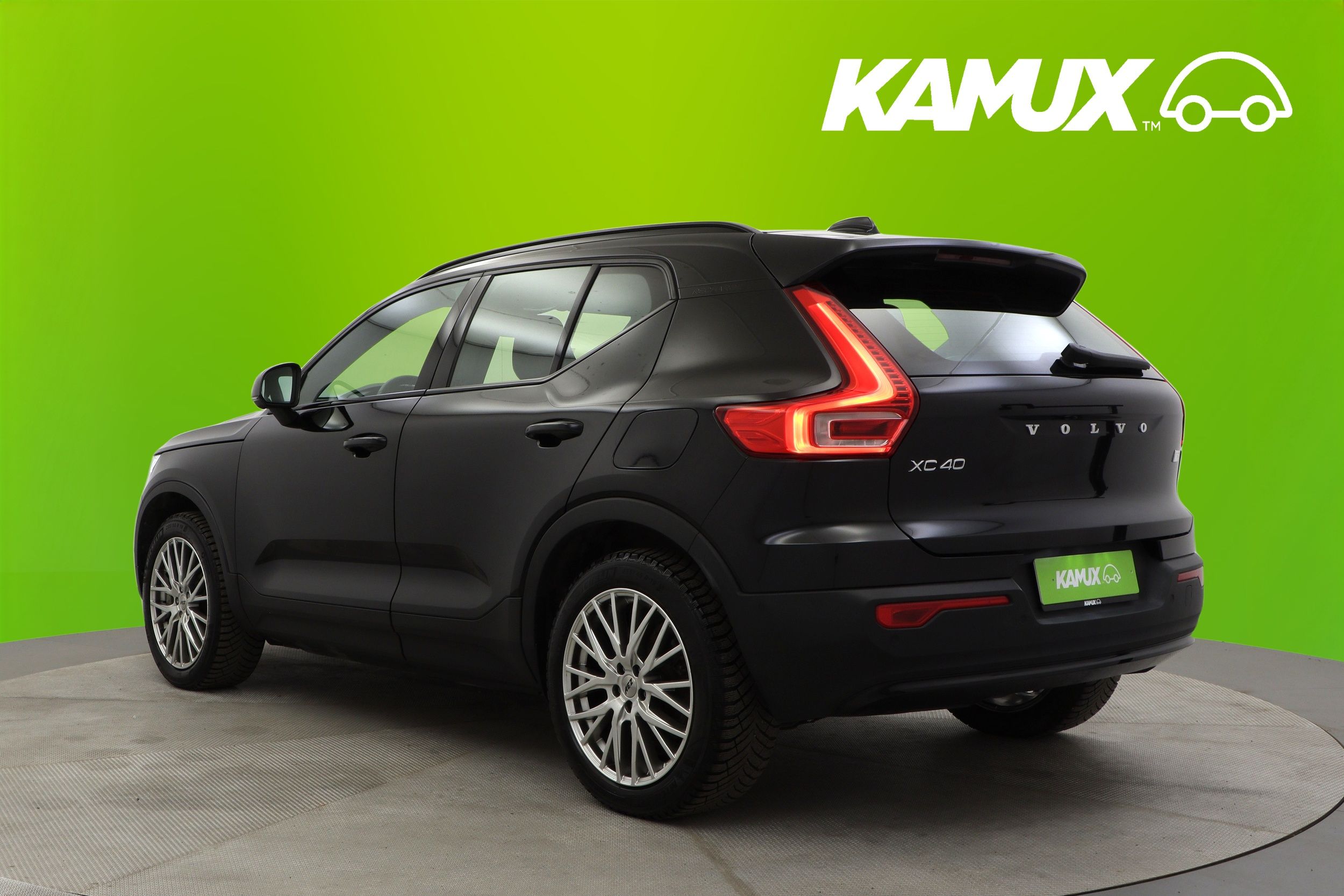 Volvo XC40 2023
