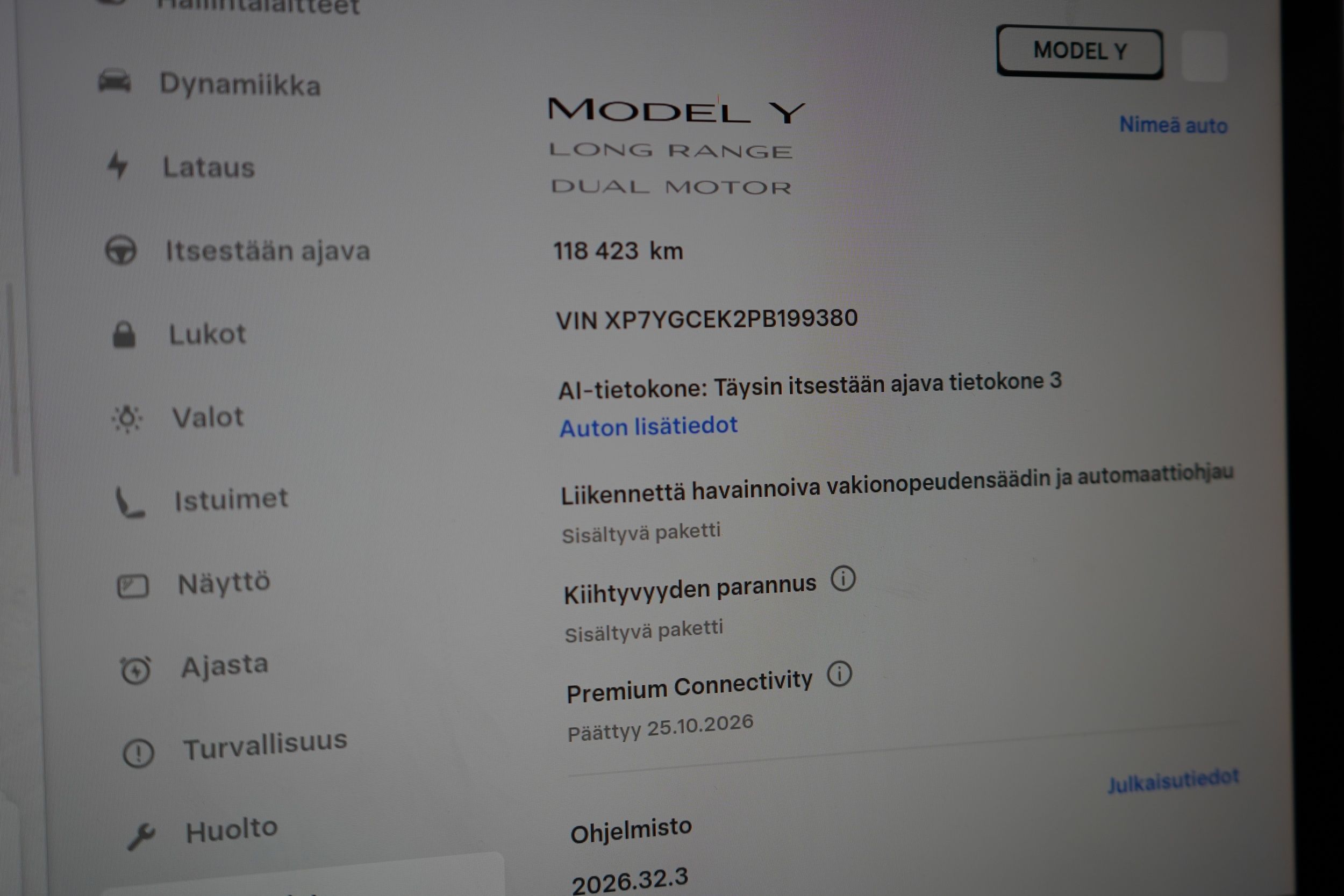 Tesla Model Y 2023