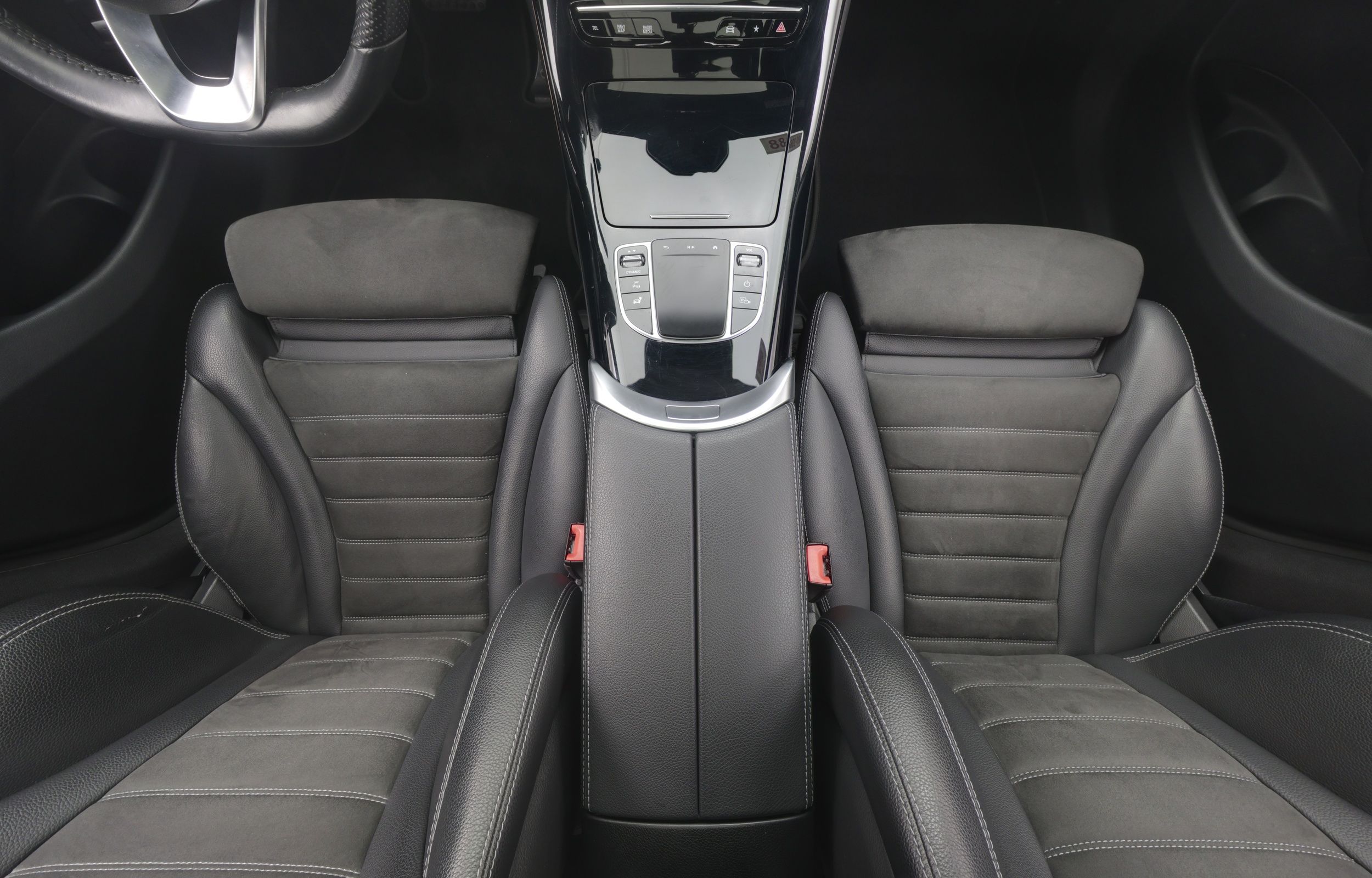 Mercedes-Benz EQC 2021