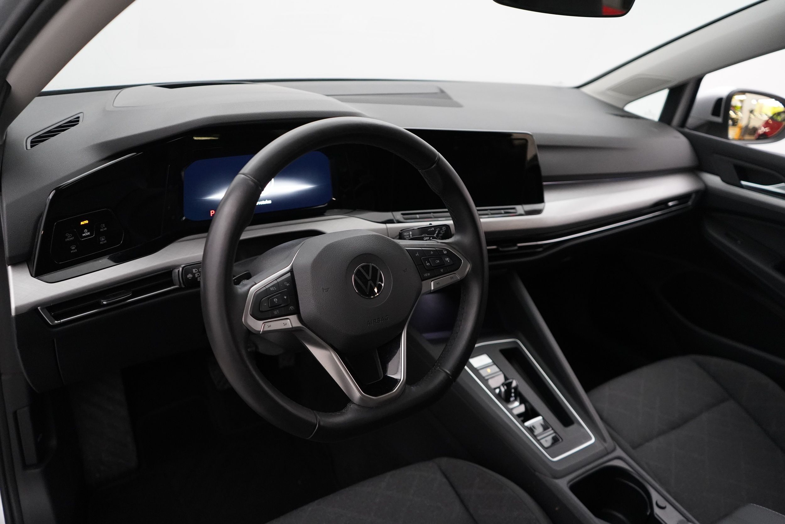 Volkswagen Golf 2023