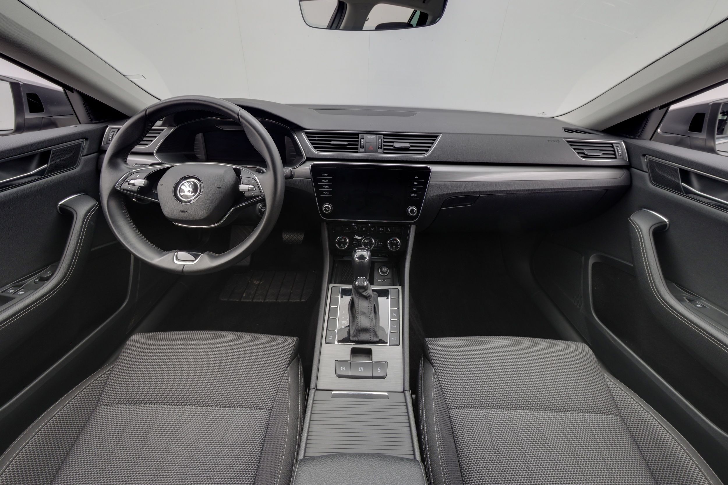Skoda Superb 2023