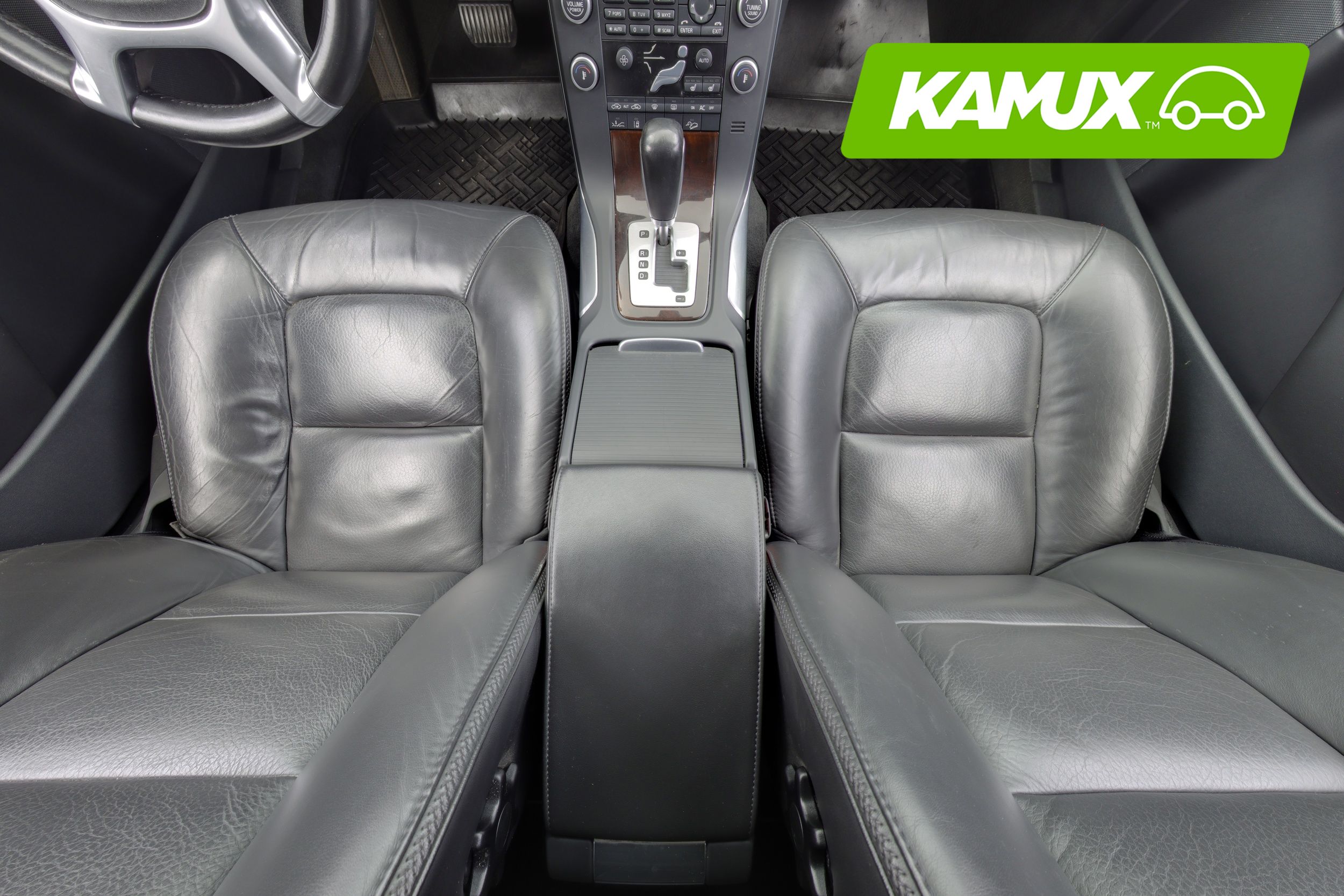 Volvo XC70 2011
