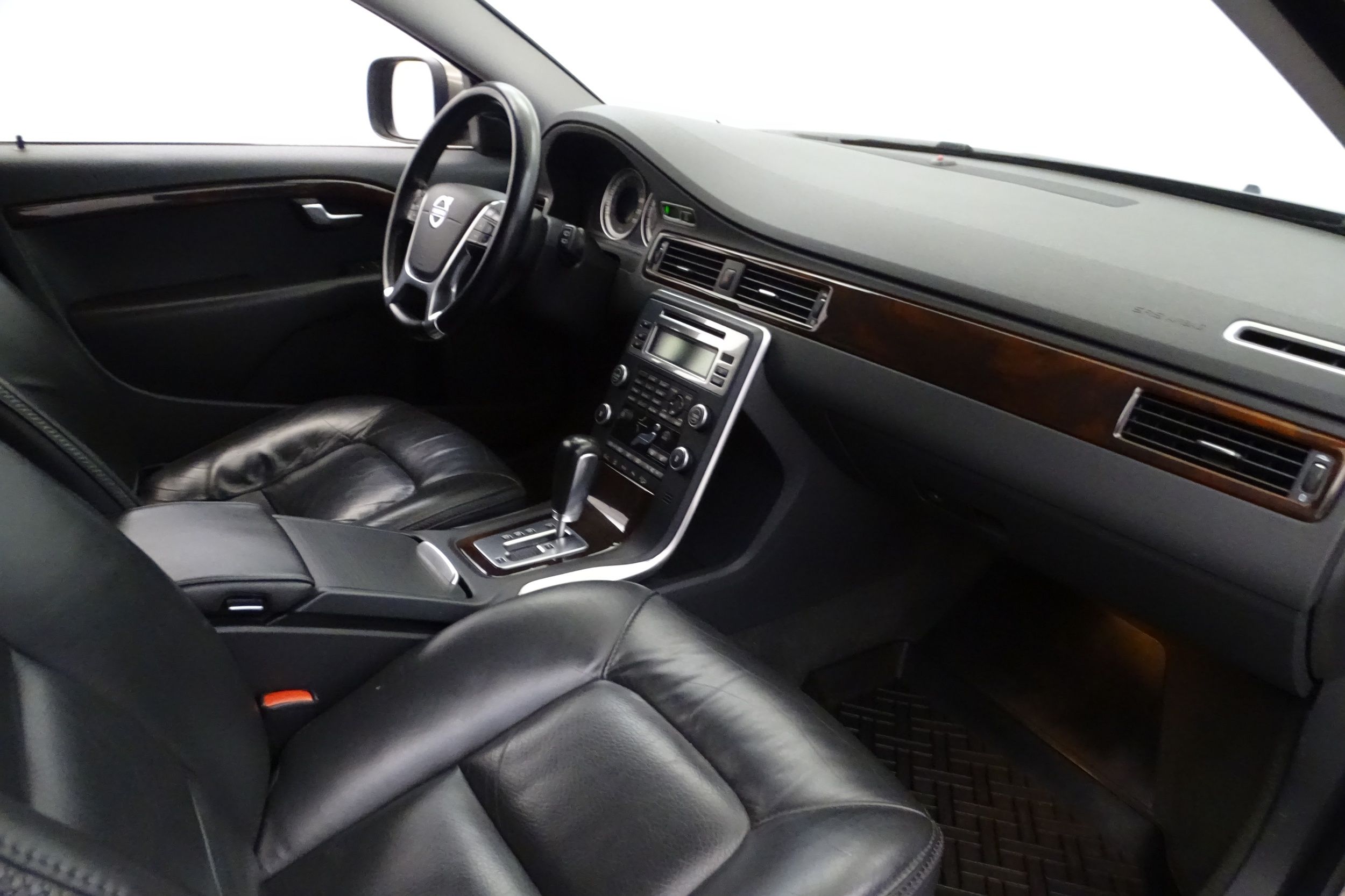 Volvo XC70 2011