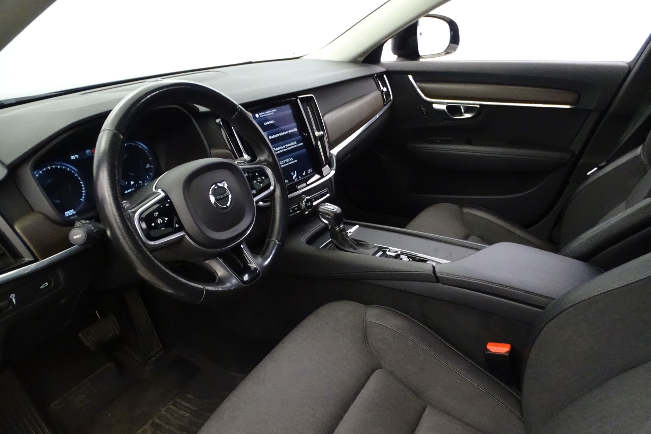 Volvo V90 Cross Country 2017
