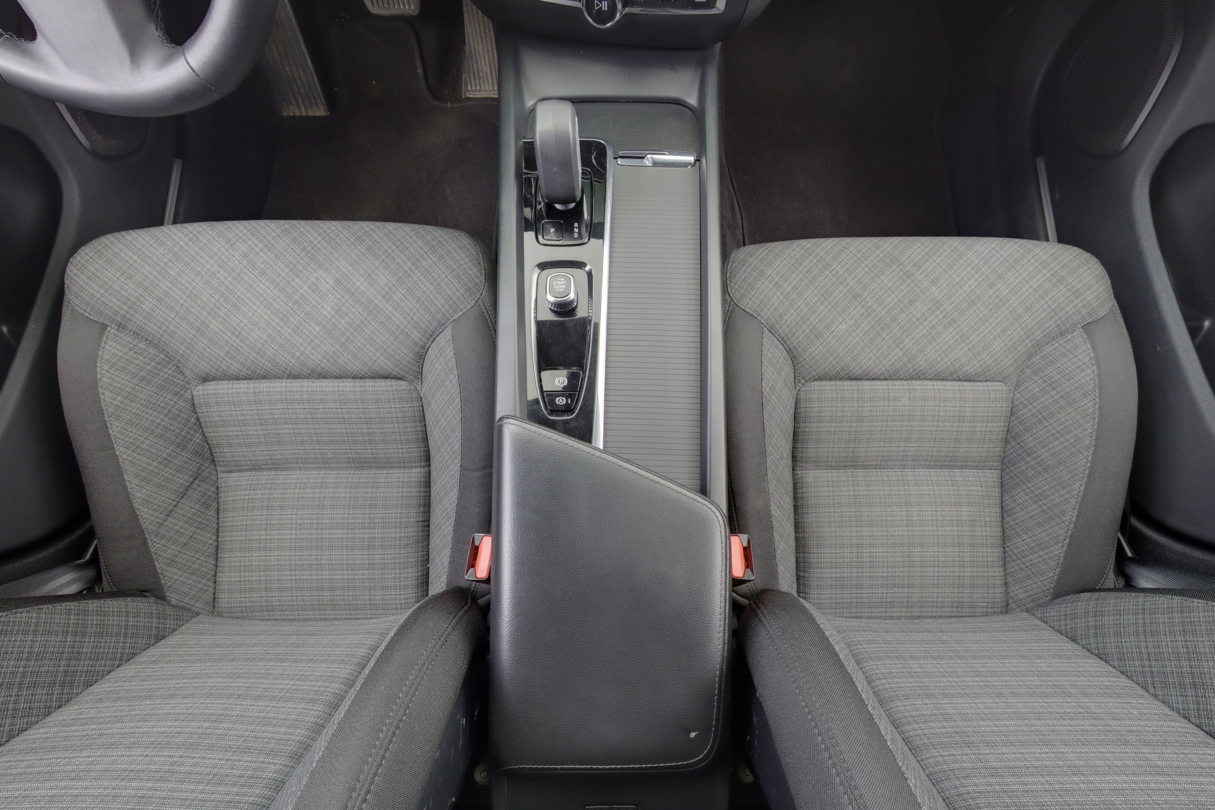 Volvo V60 Cross Country 2023