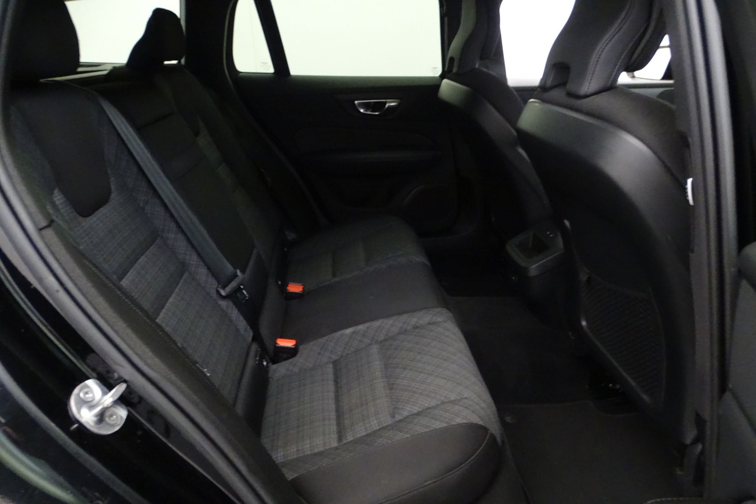 Volvo V60 Cross Country 2023