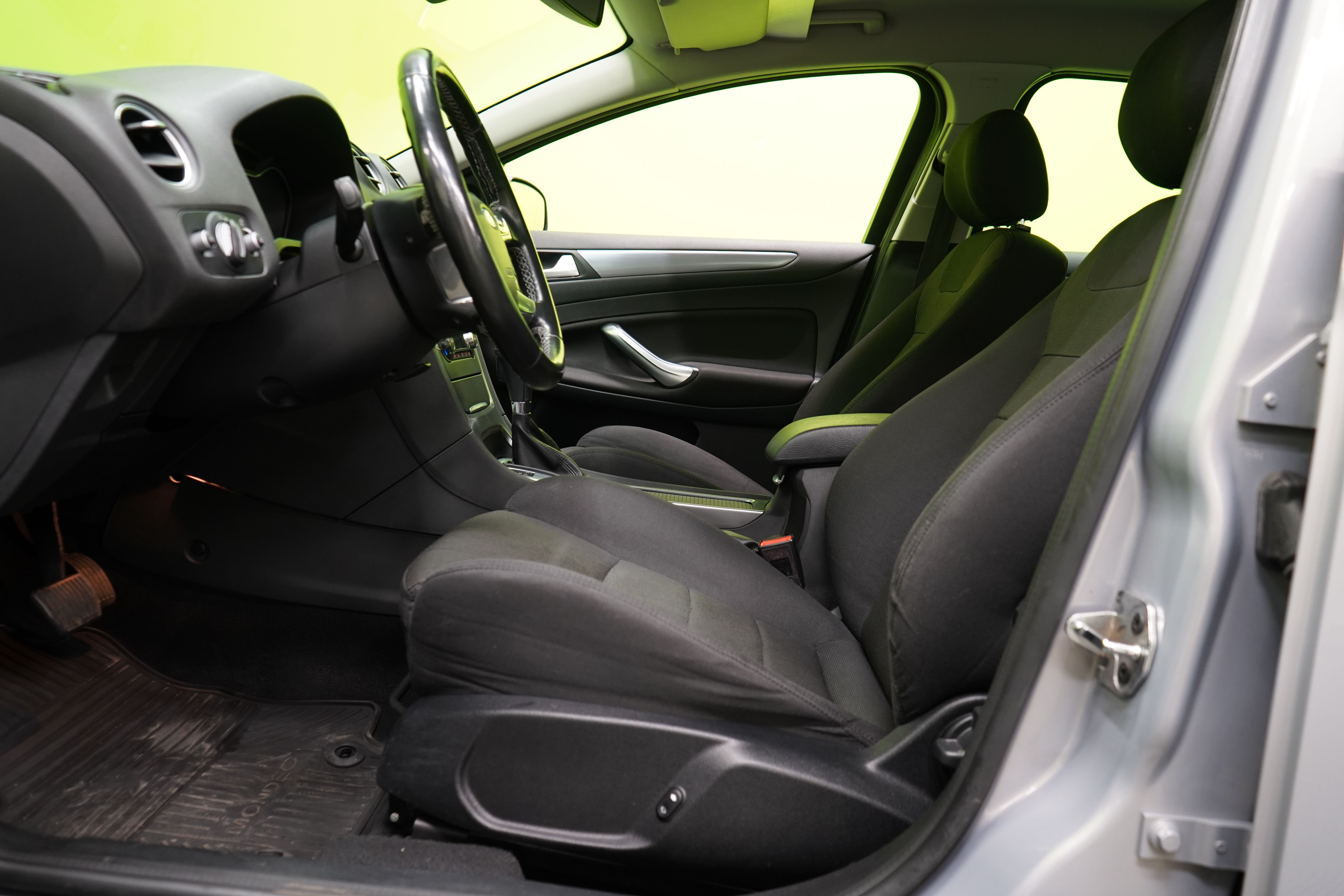 Ford Mondeo 2013
