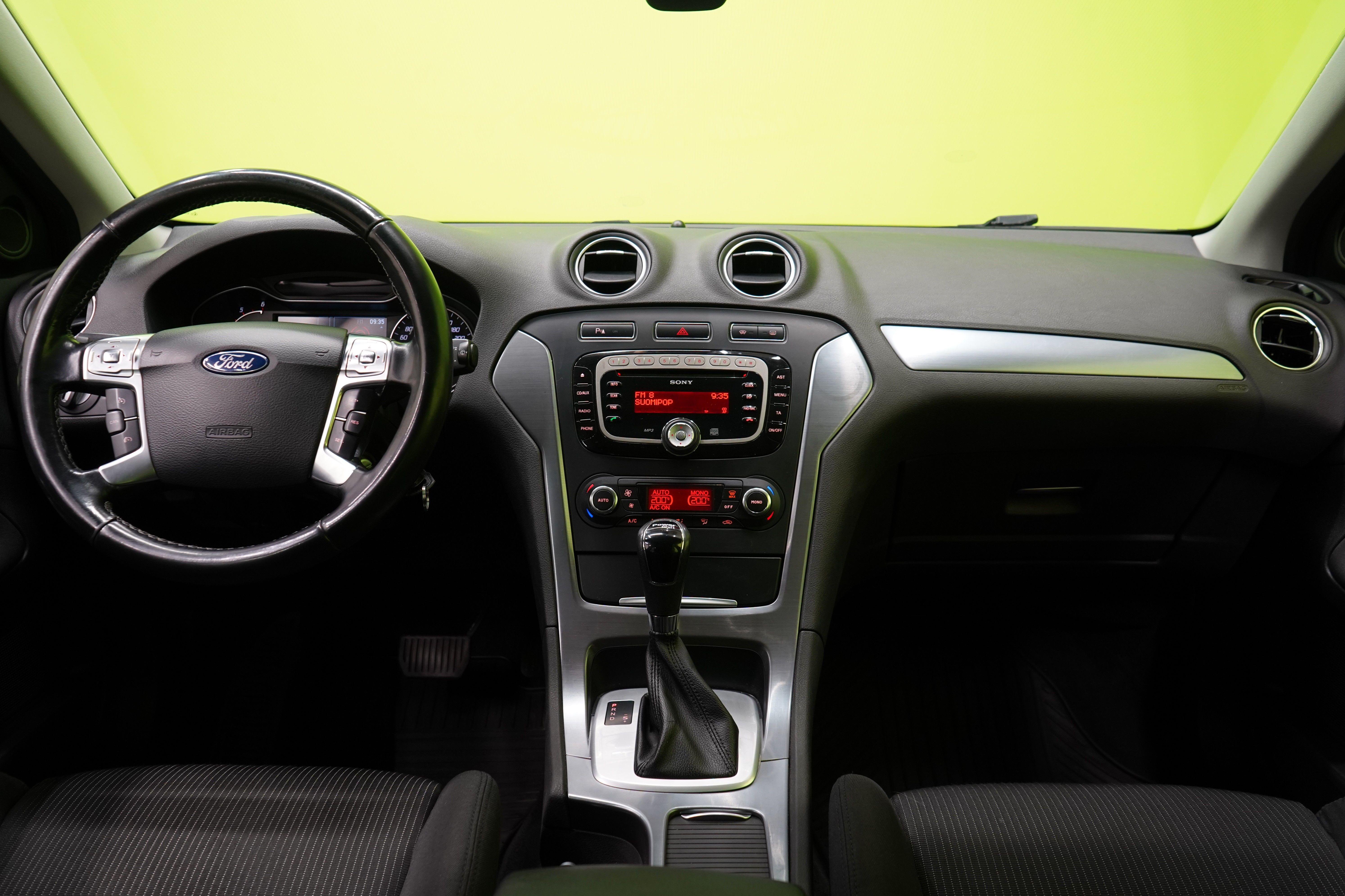 Ford Mondeo 2013