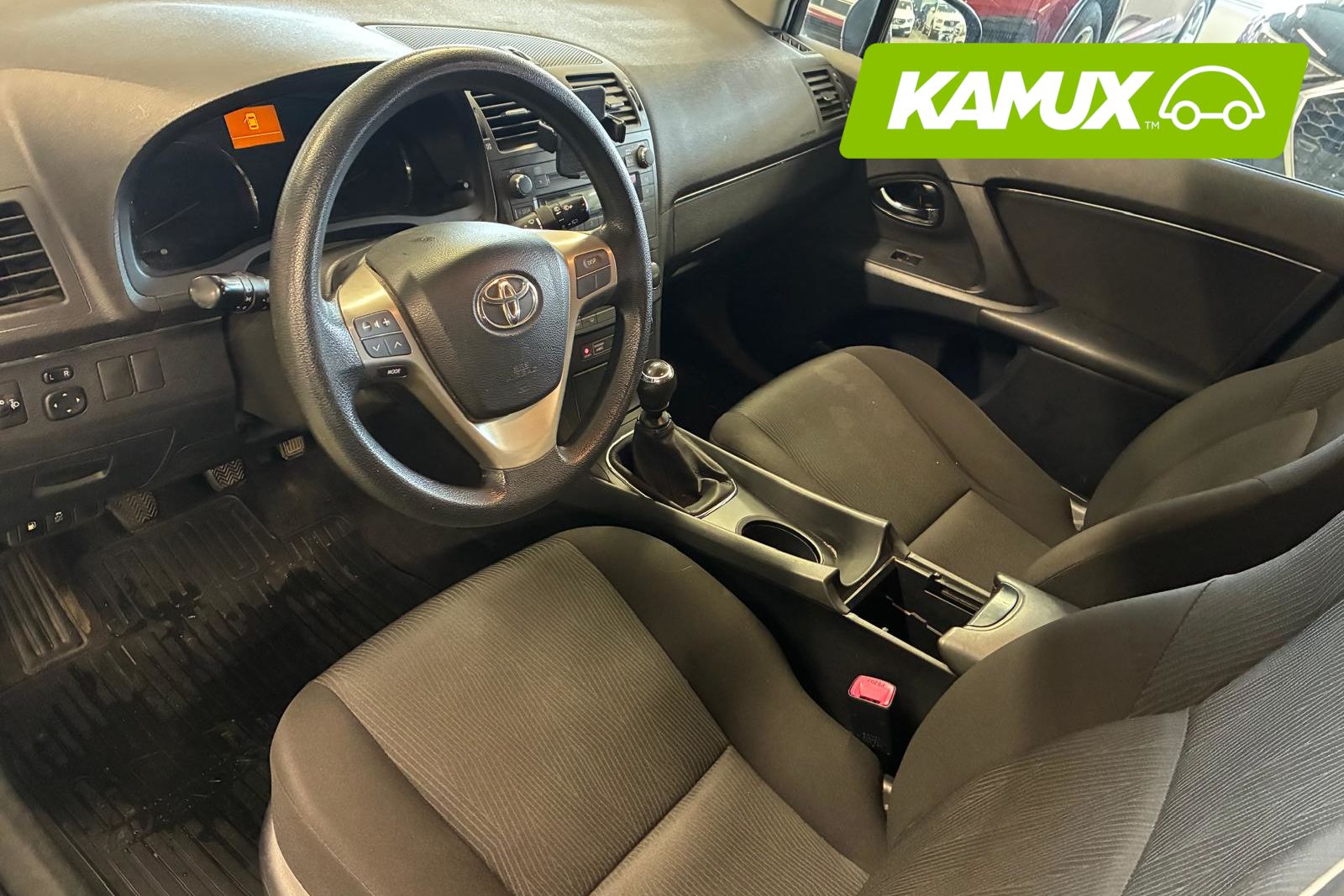 Toyota Avensis 2011