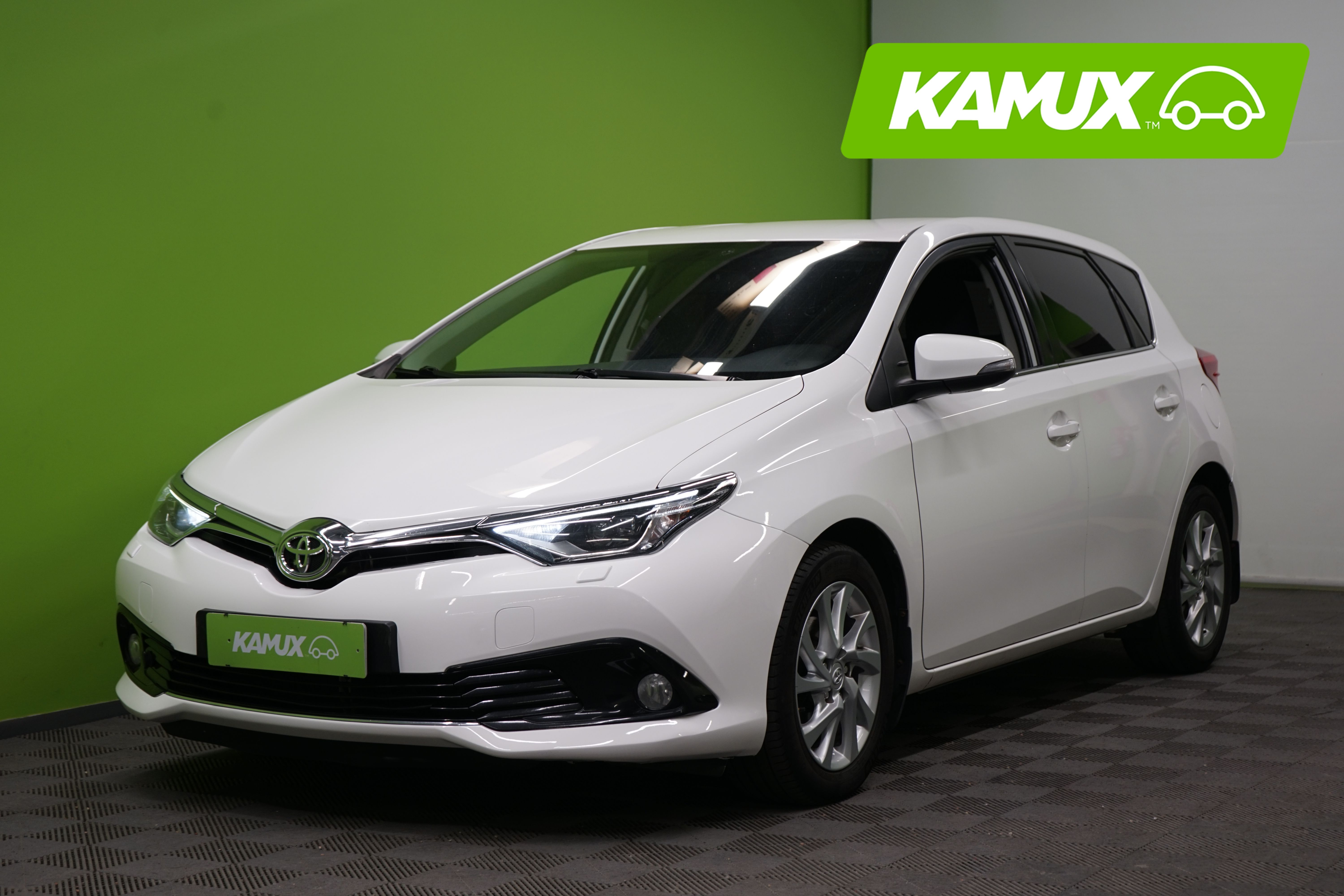 Toyota Auris 2016