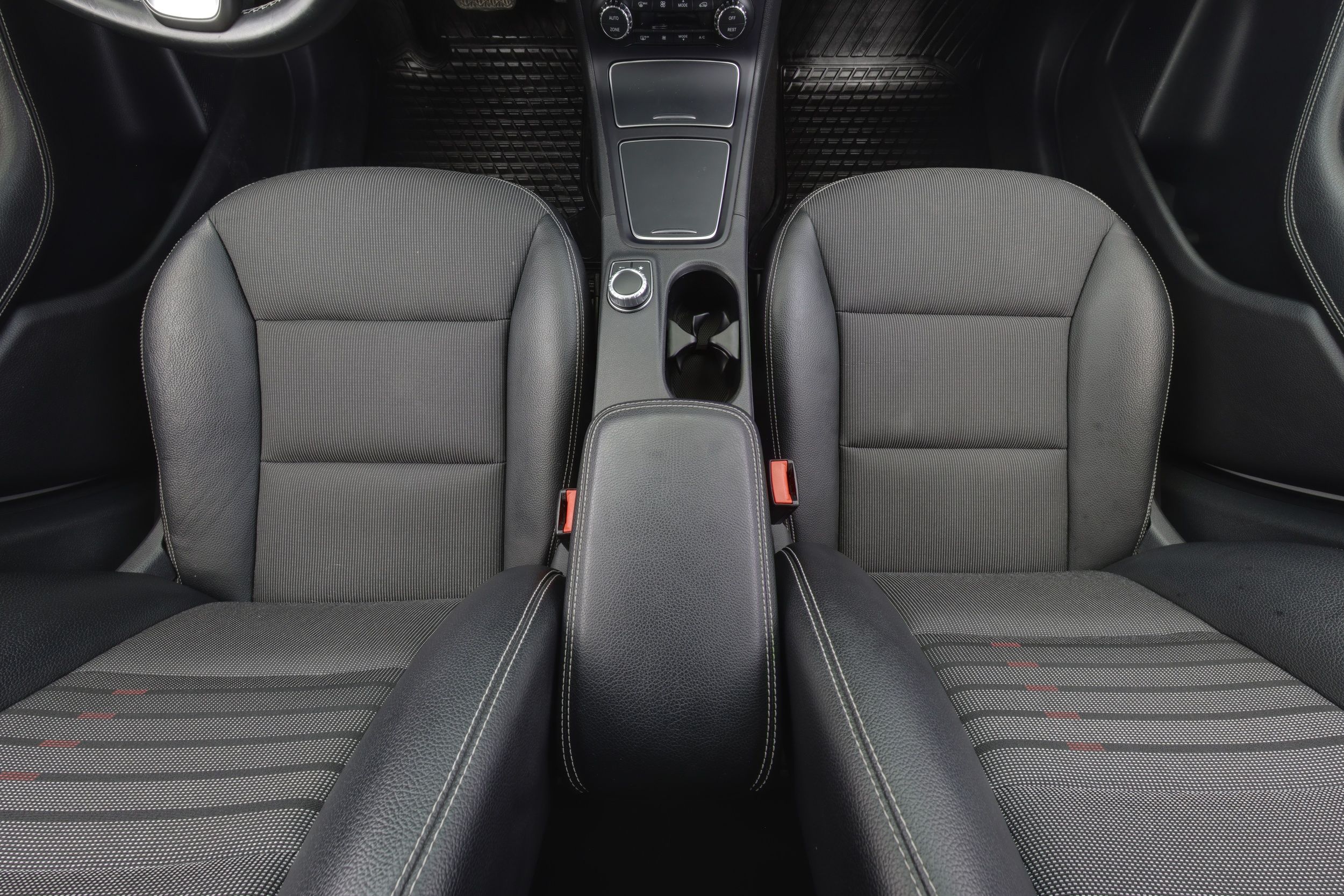 Mercedes-Benz B 2015