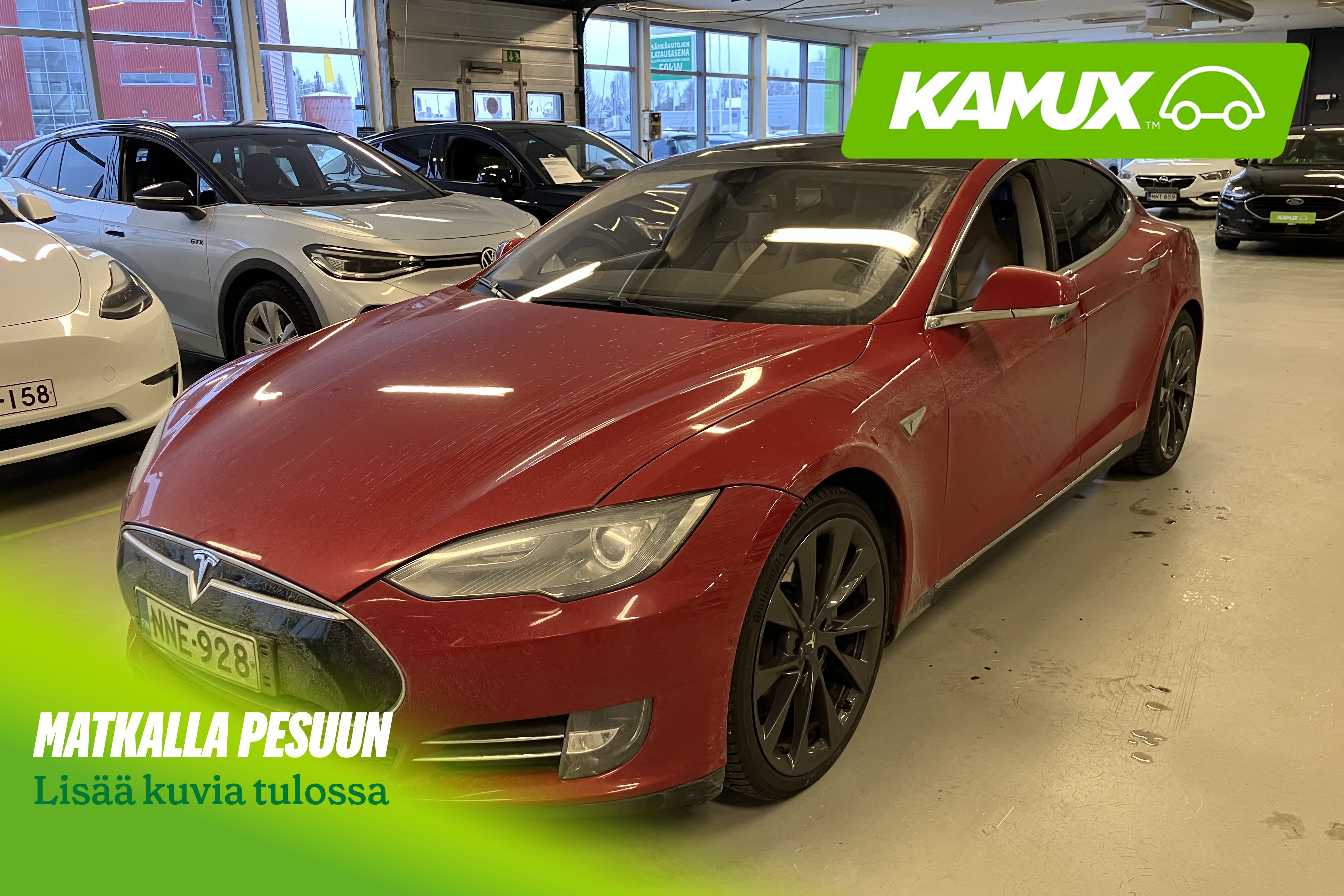 Tesla Model S 2015