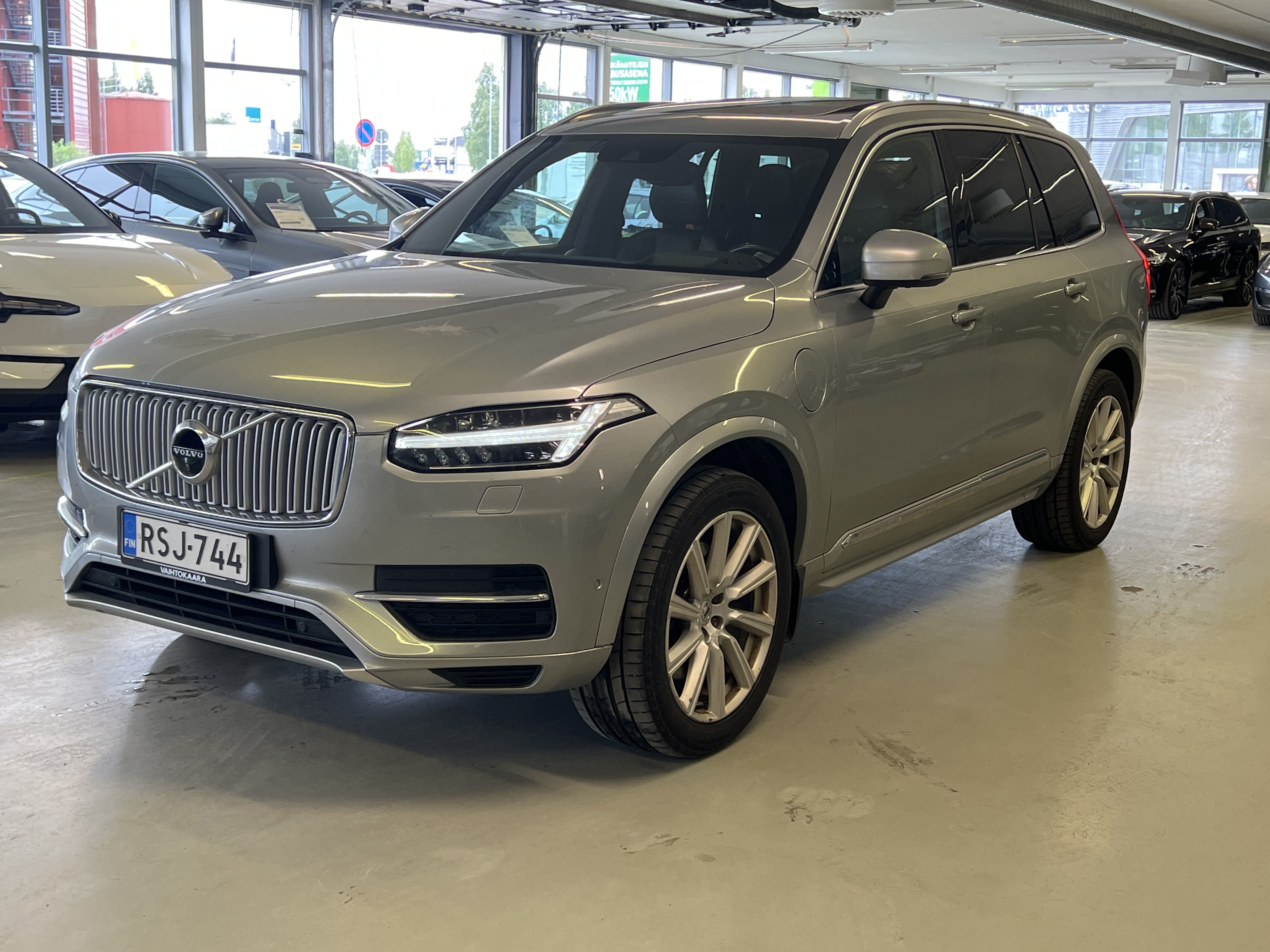 Volvo XC90 2015