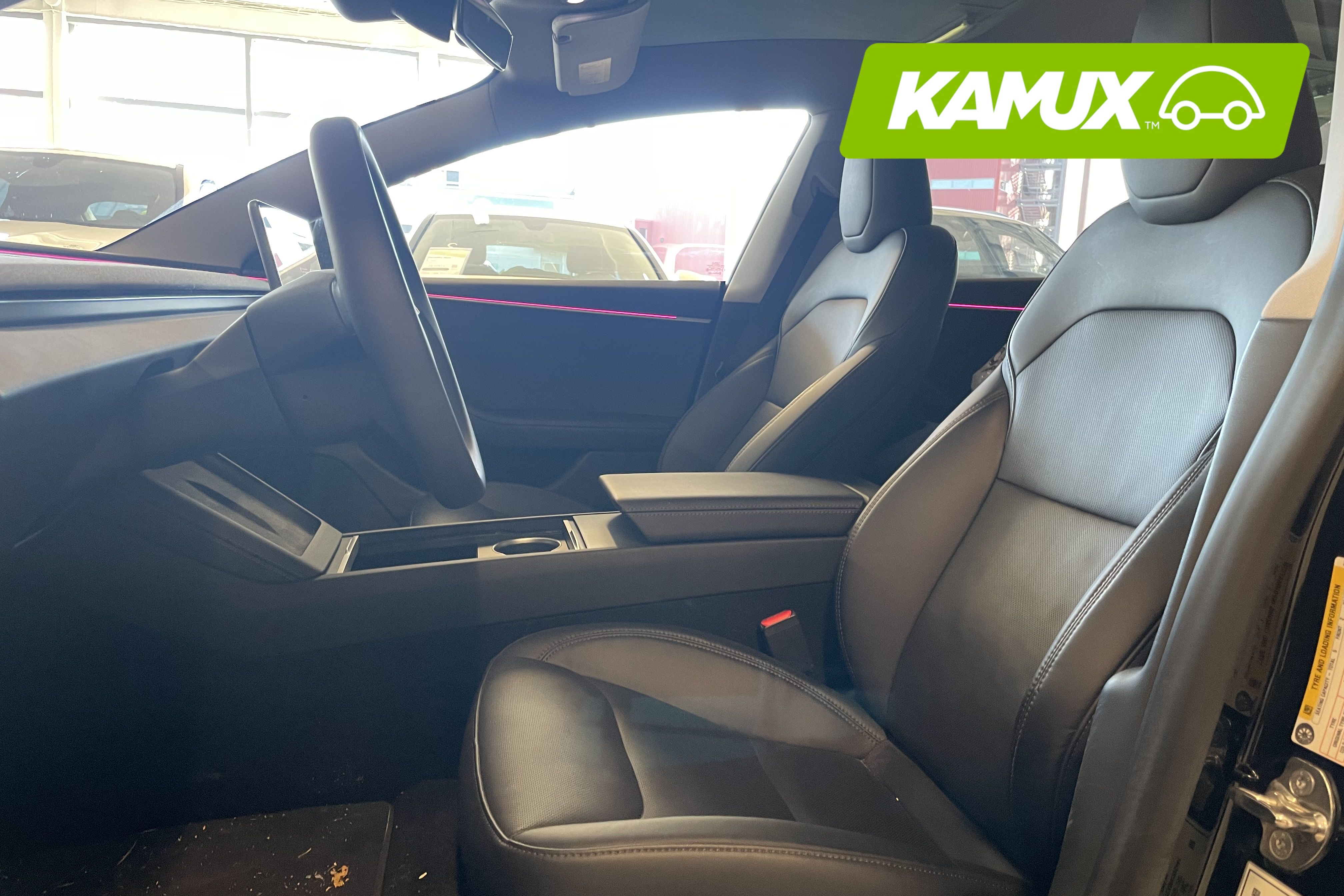 Tesla Model 3 2024