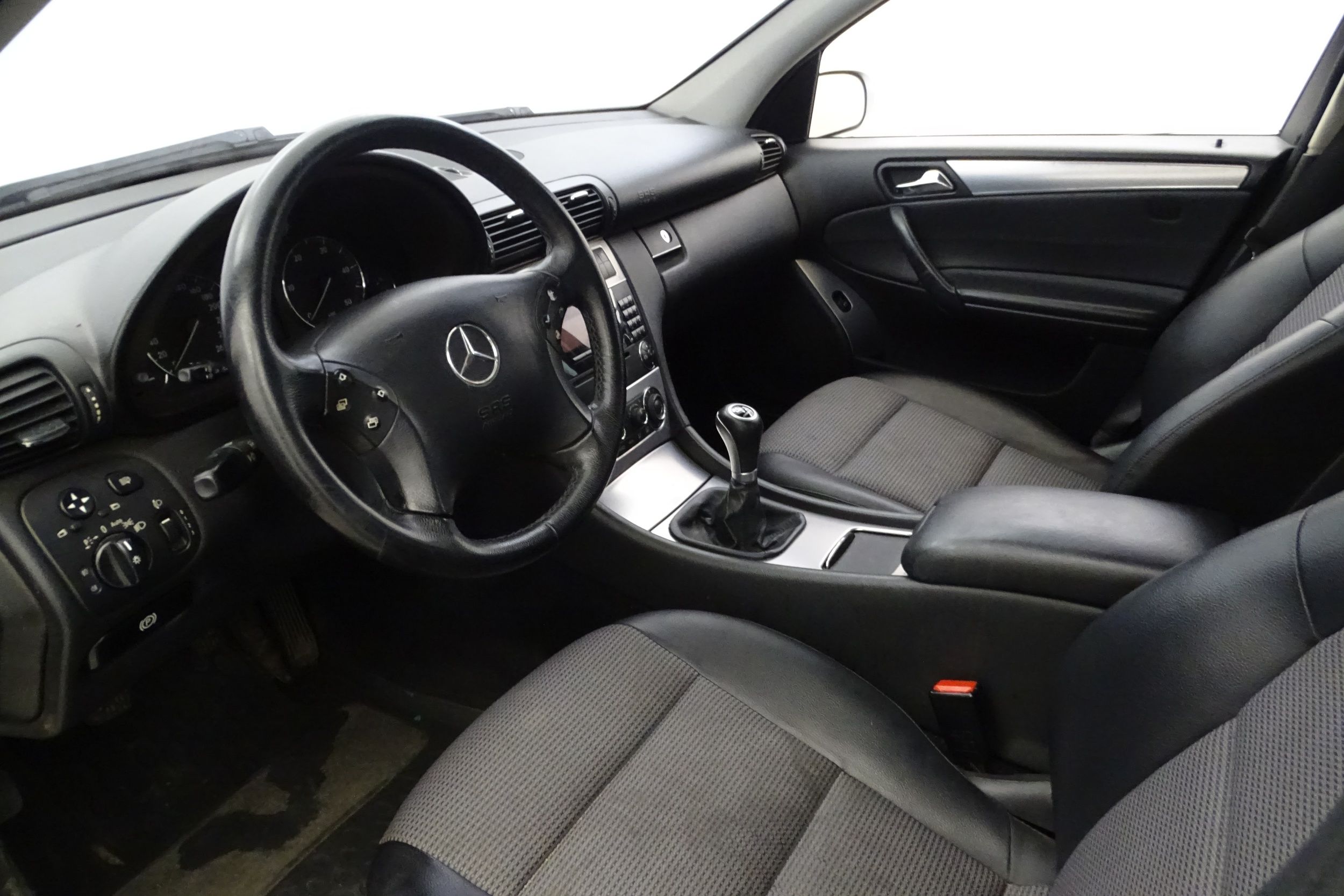 Mercedes-Benz C 2006