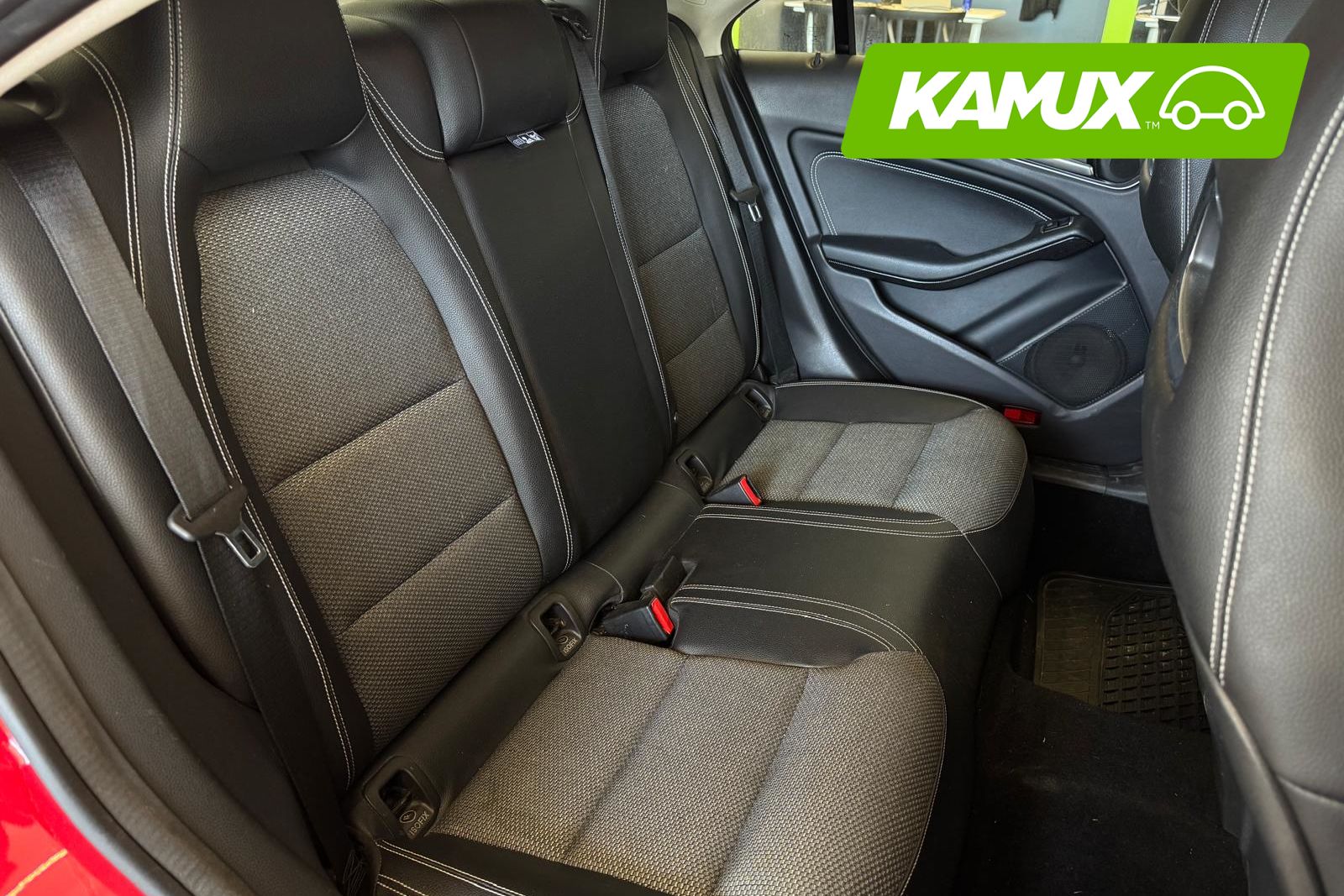 Mercedes-Benz CLA 2015