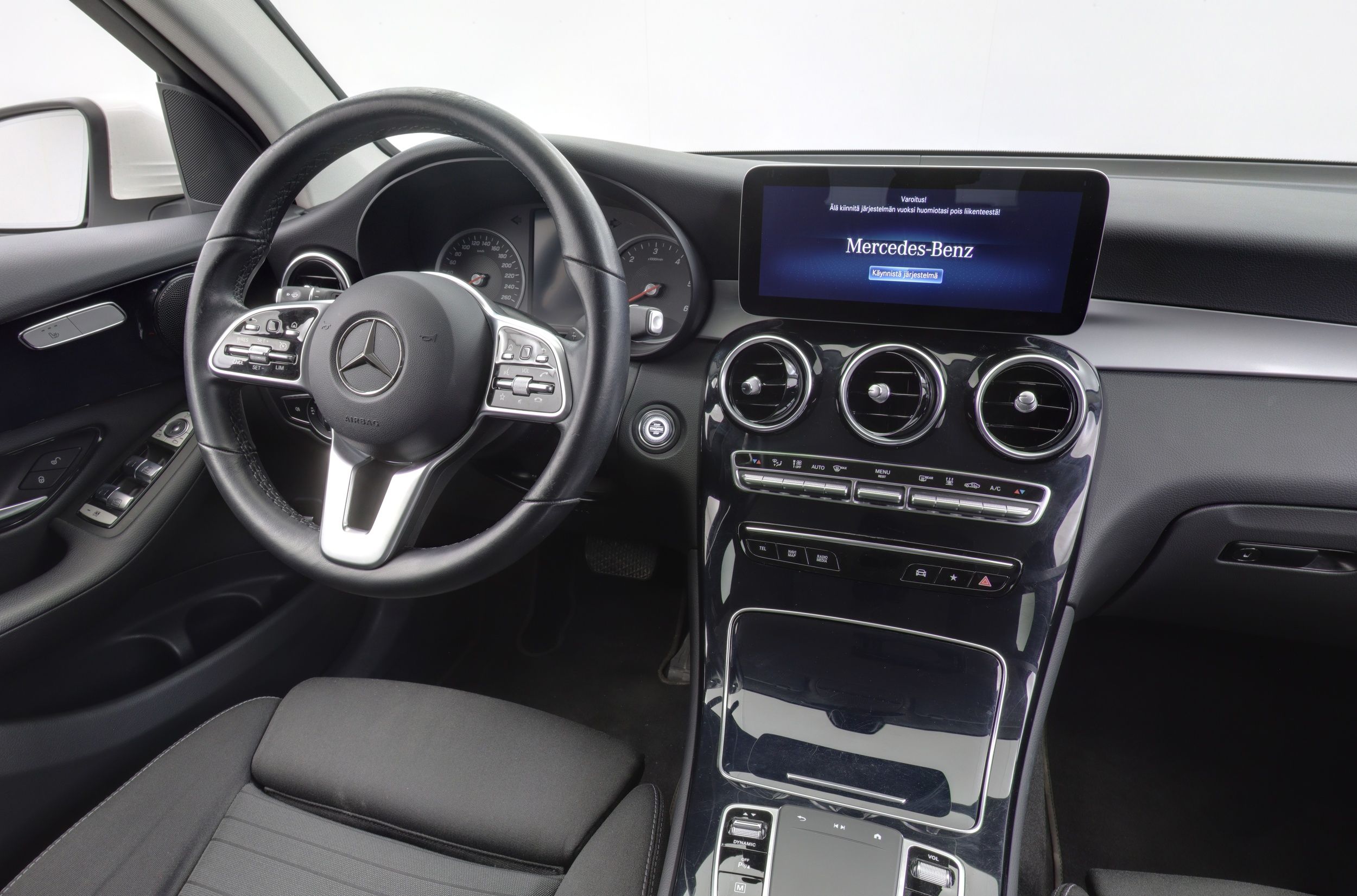 Mercedes-Benz GLC 2021