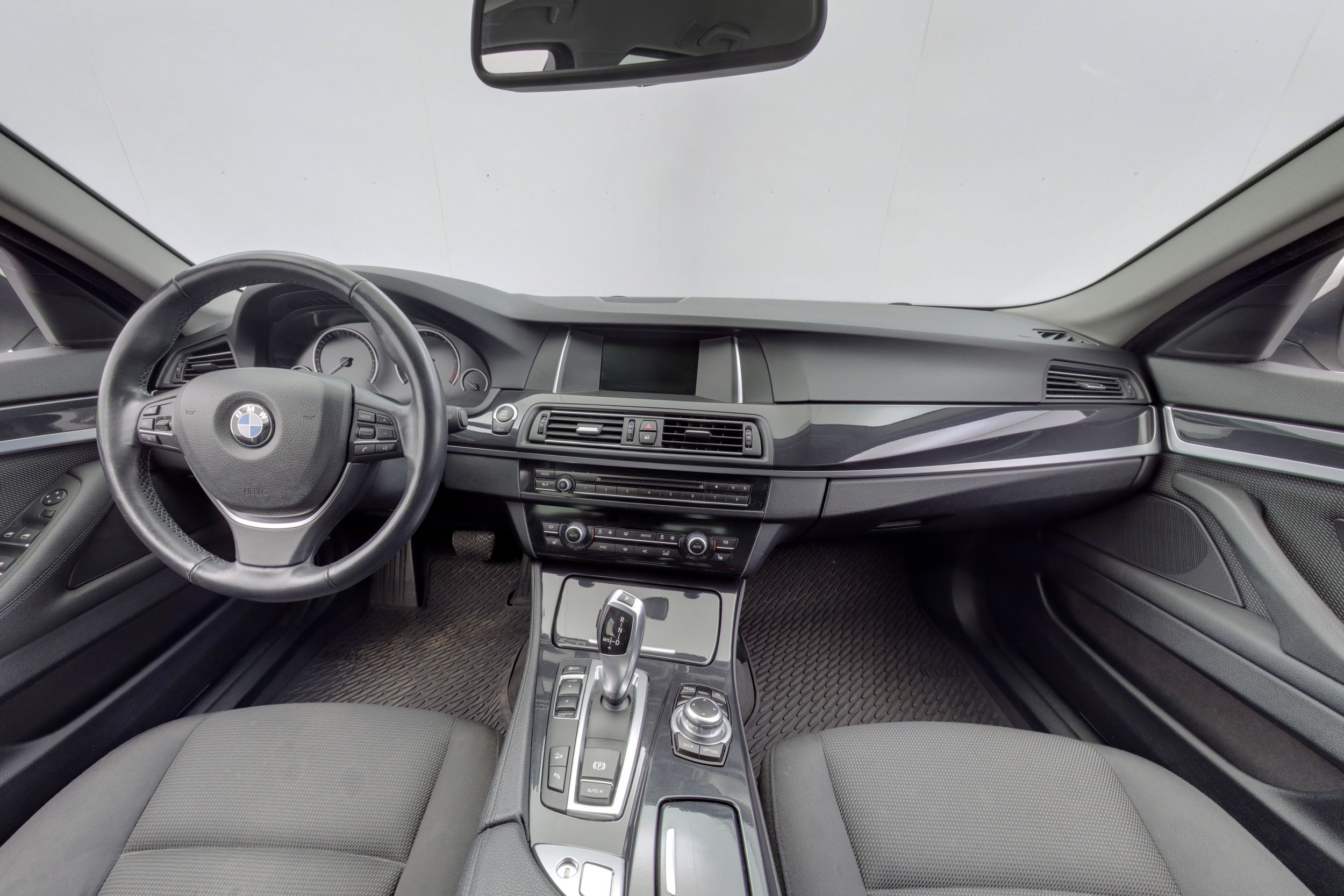 BMW 520 2013