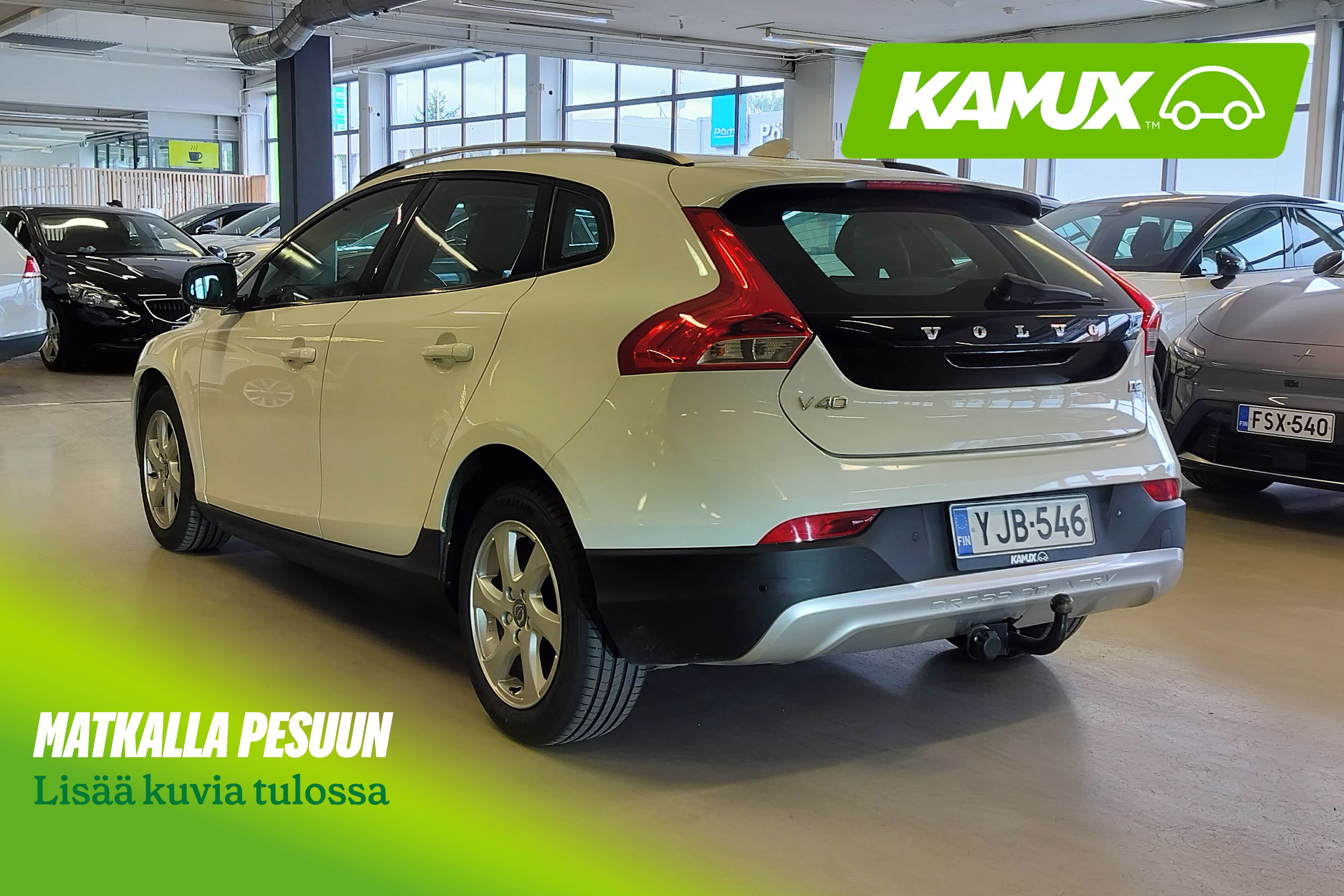 Volvo V40 Cross Country 2015