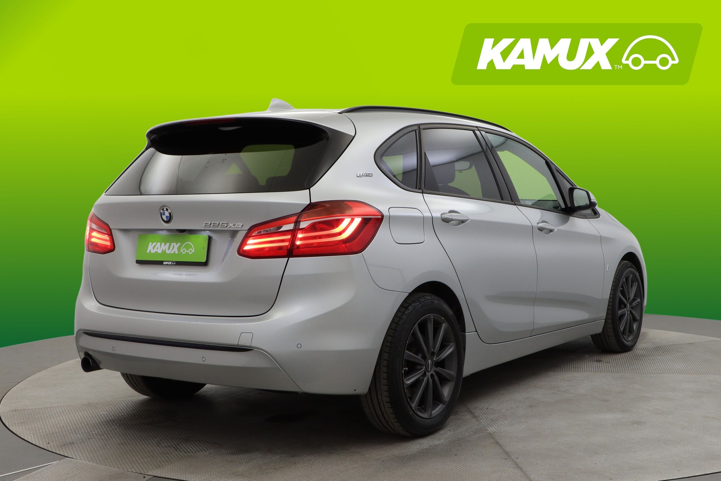 BMW 225 2018
