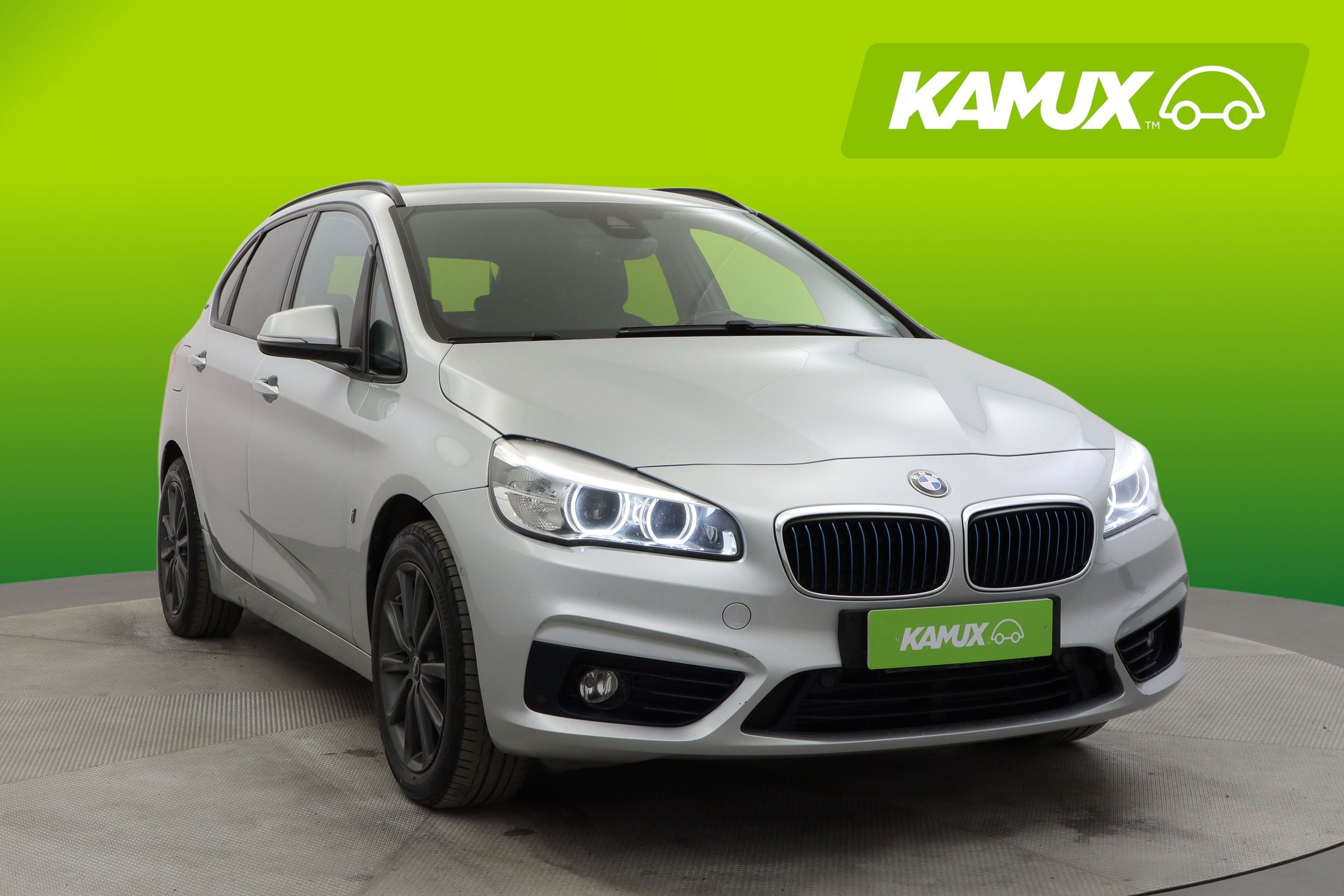 BMW 225 2018