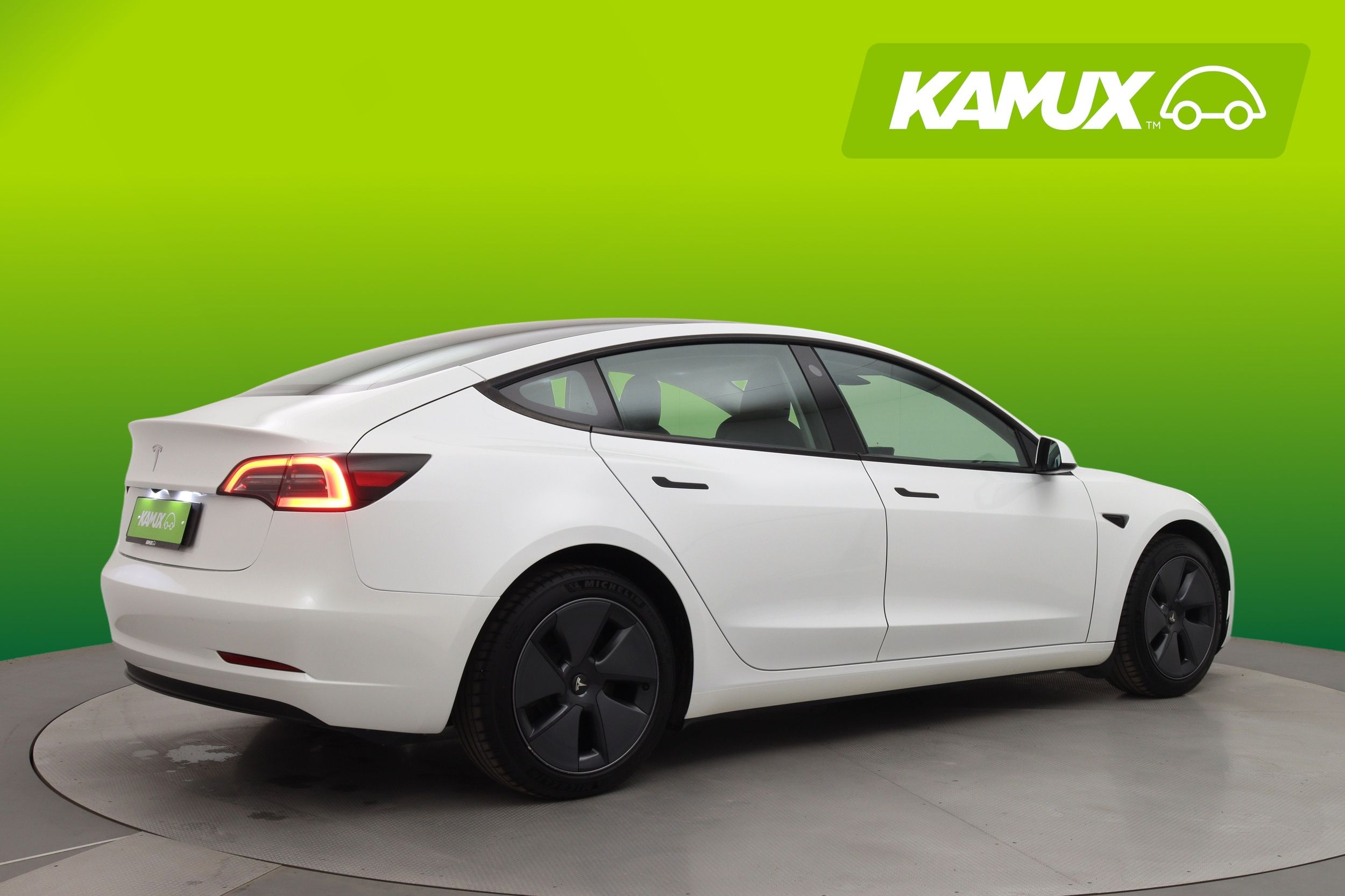 Tesla Model 3 2023