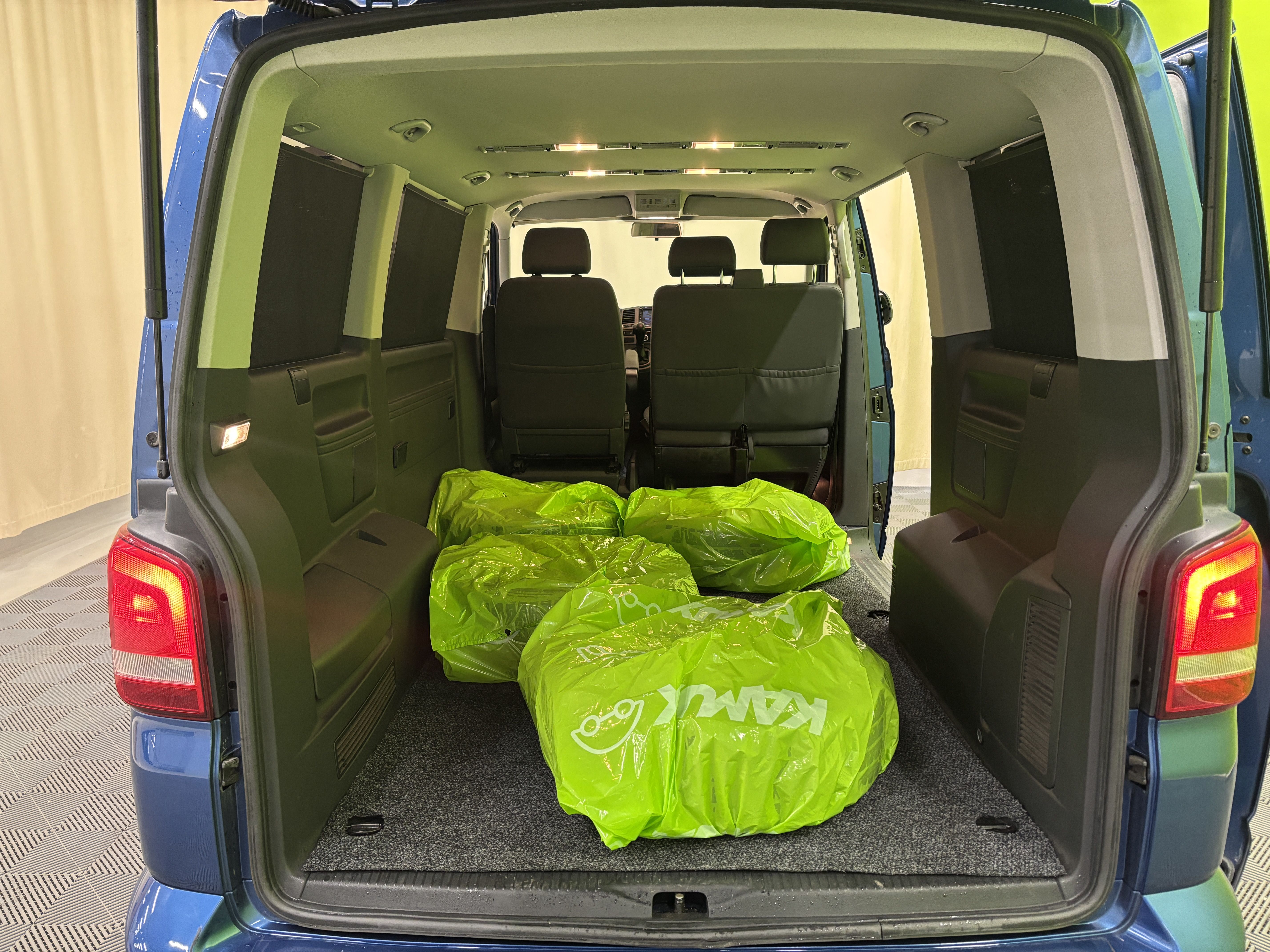 Volkswagen Caravelle 2013