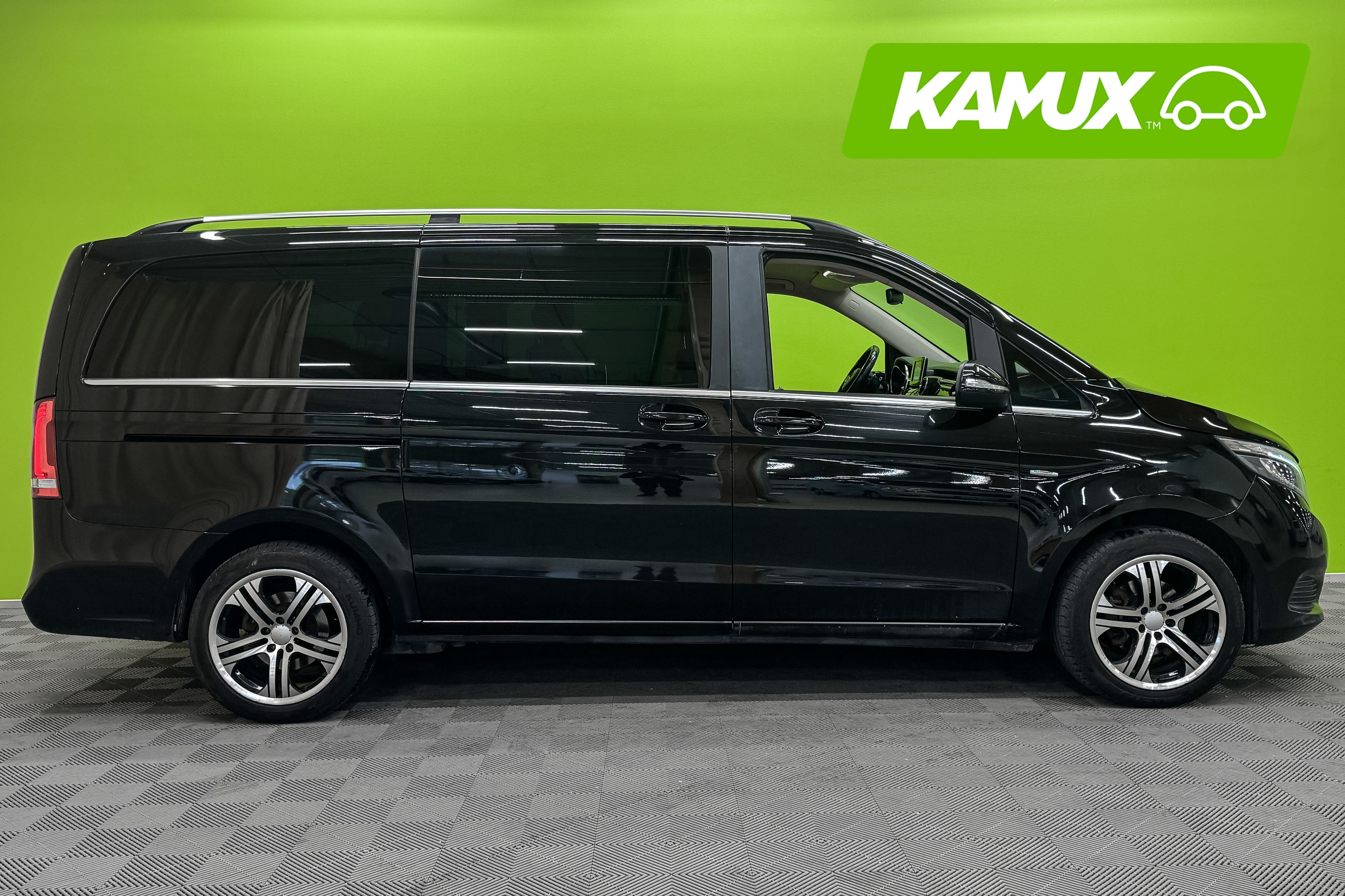 Mercedes-Benz V 2015