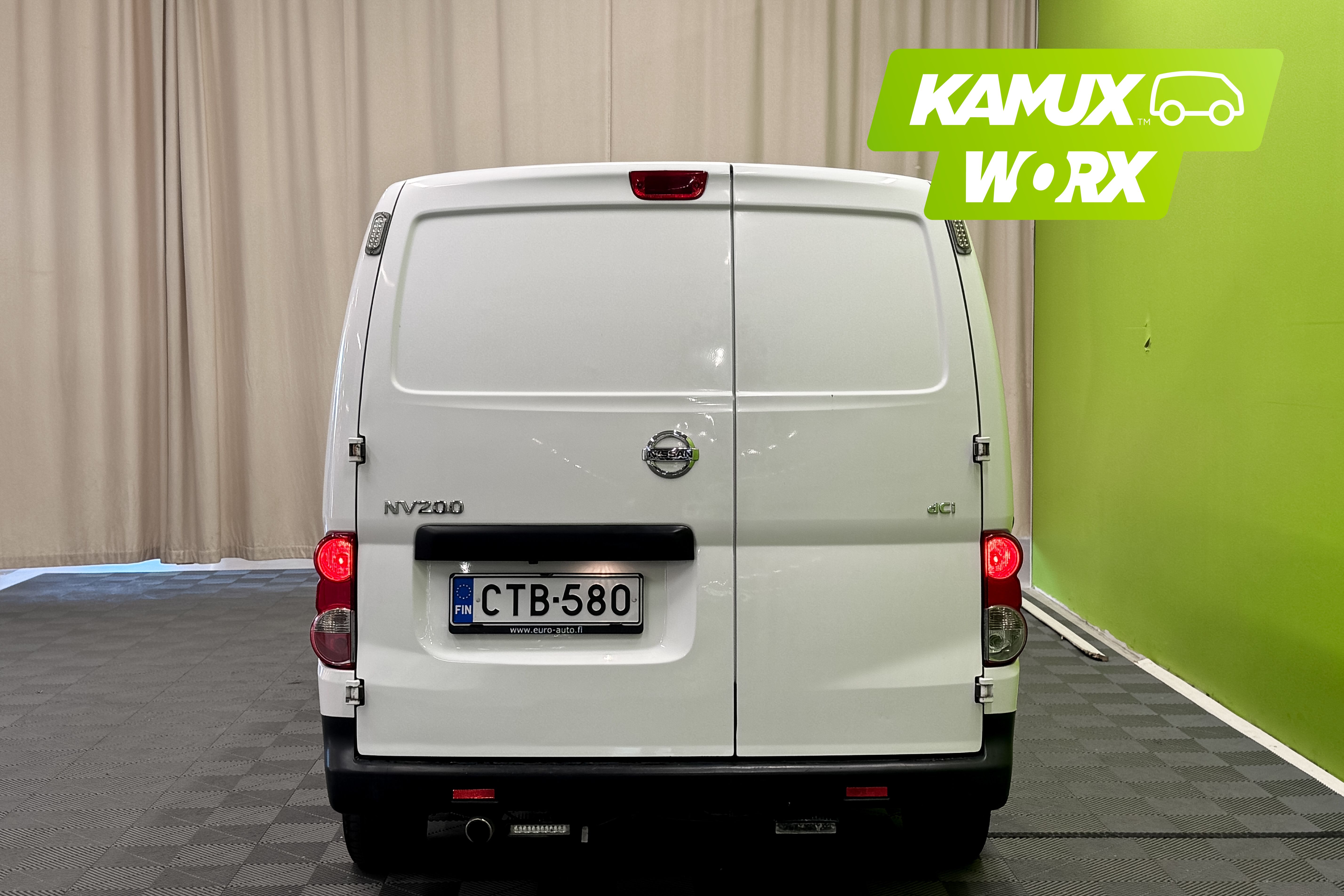 Nissan NV200 2015