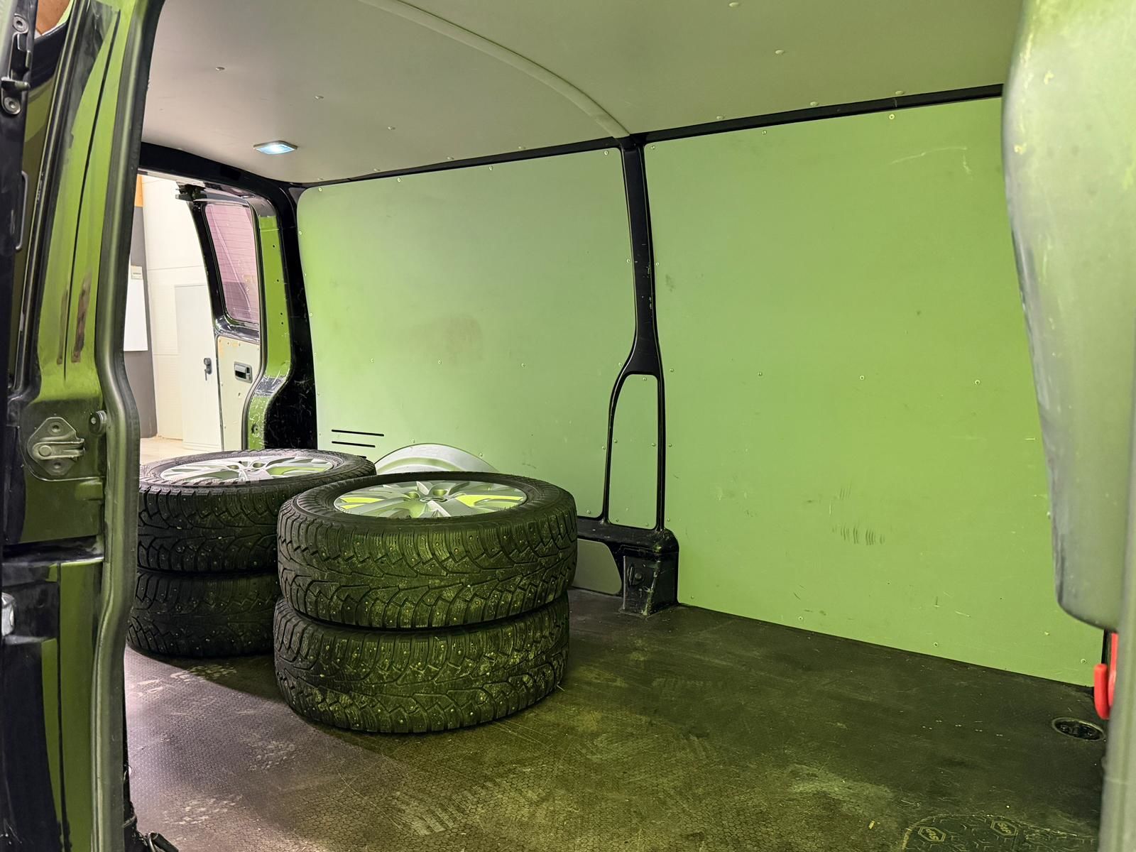 Volkswagen Transporter 2013