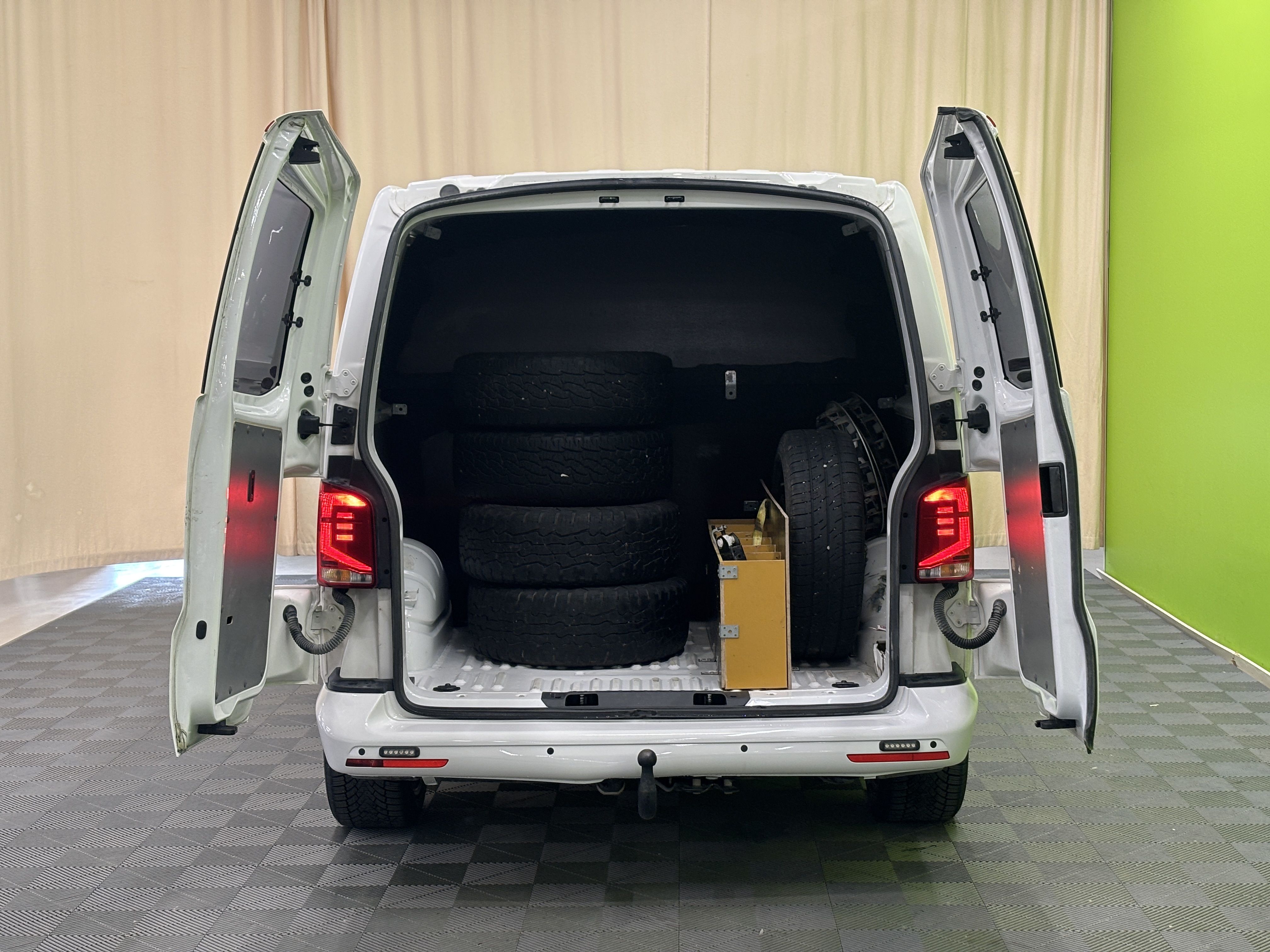 Volkswagen Transporter 2021