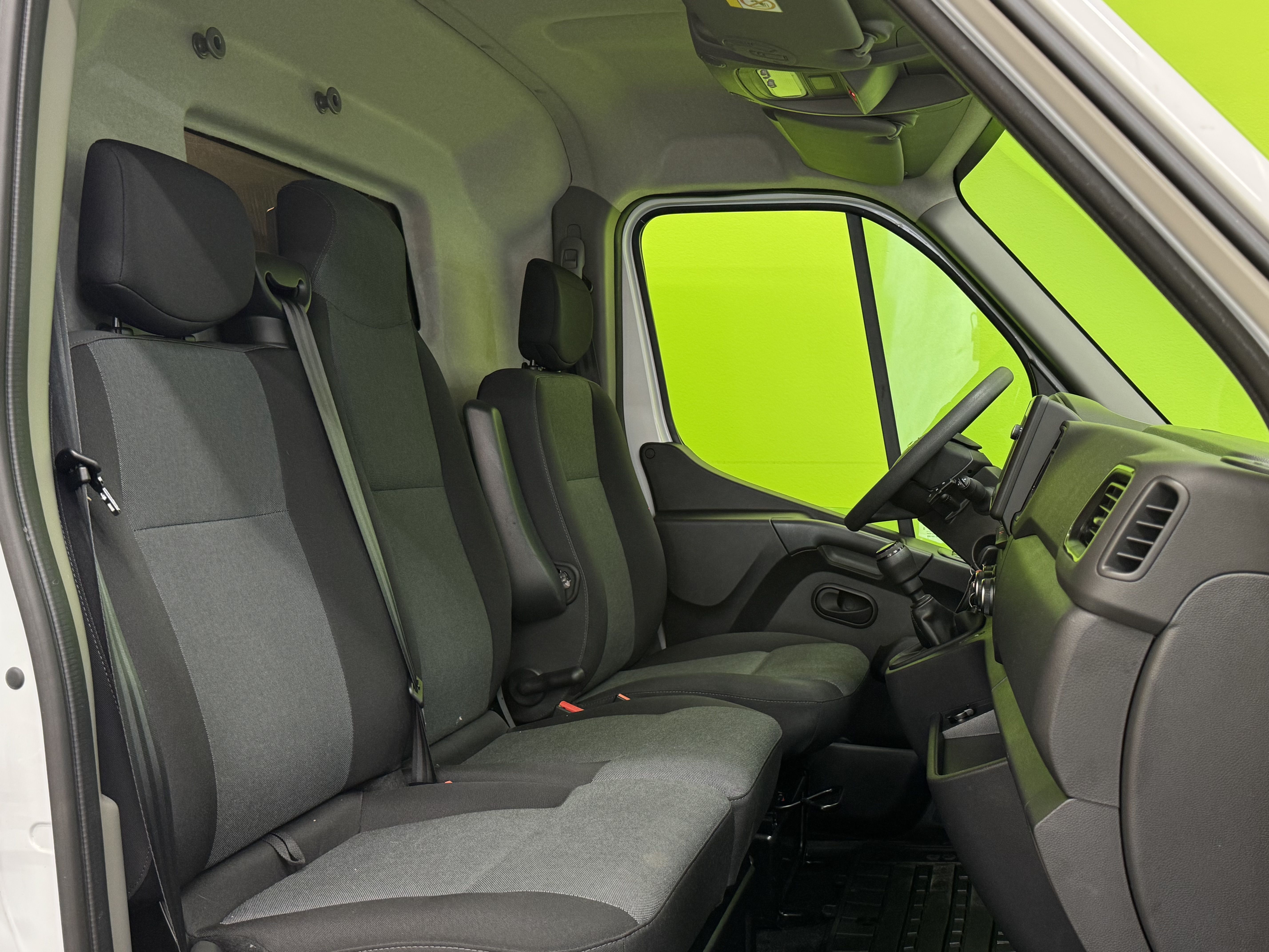 Nissan Interstar 2023