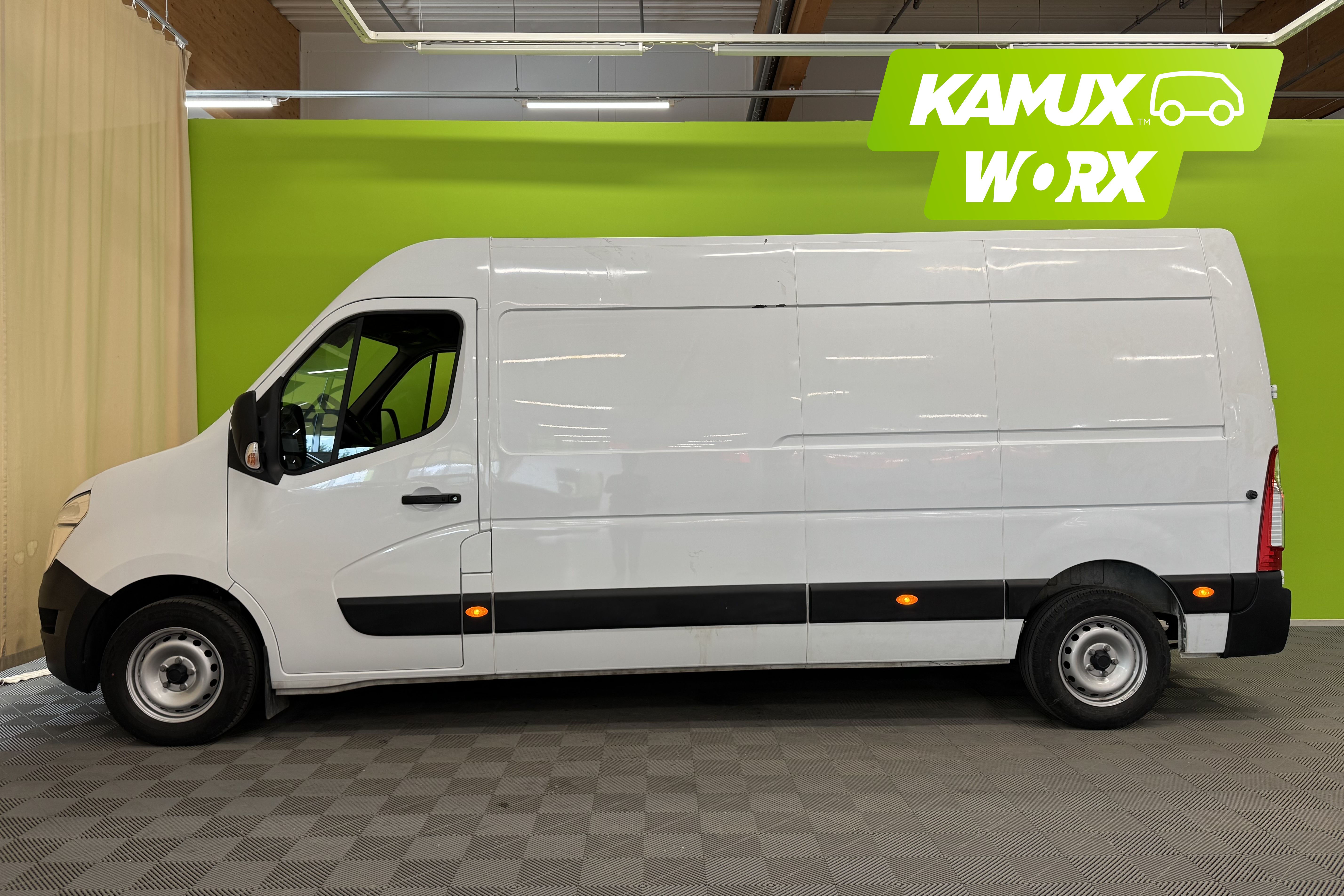 Nissan Interstar 2023