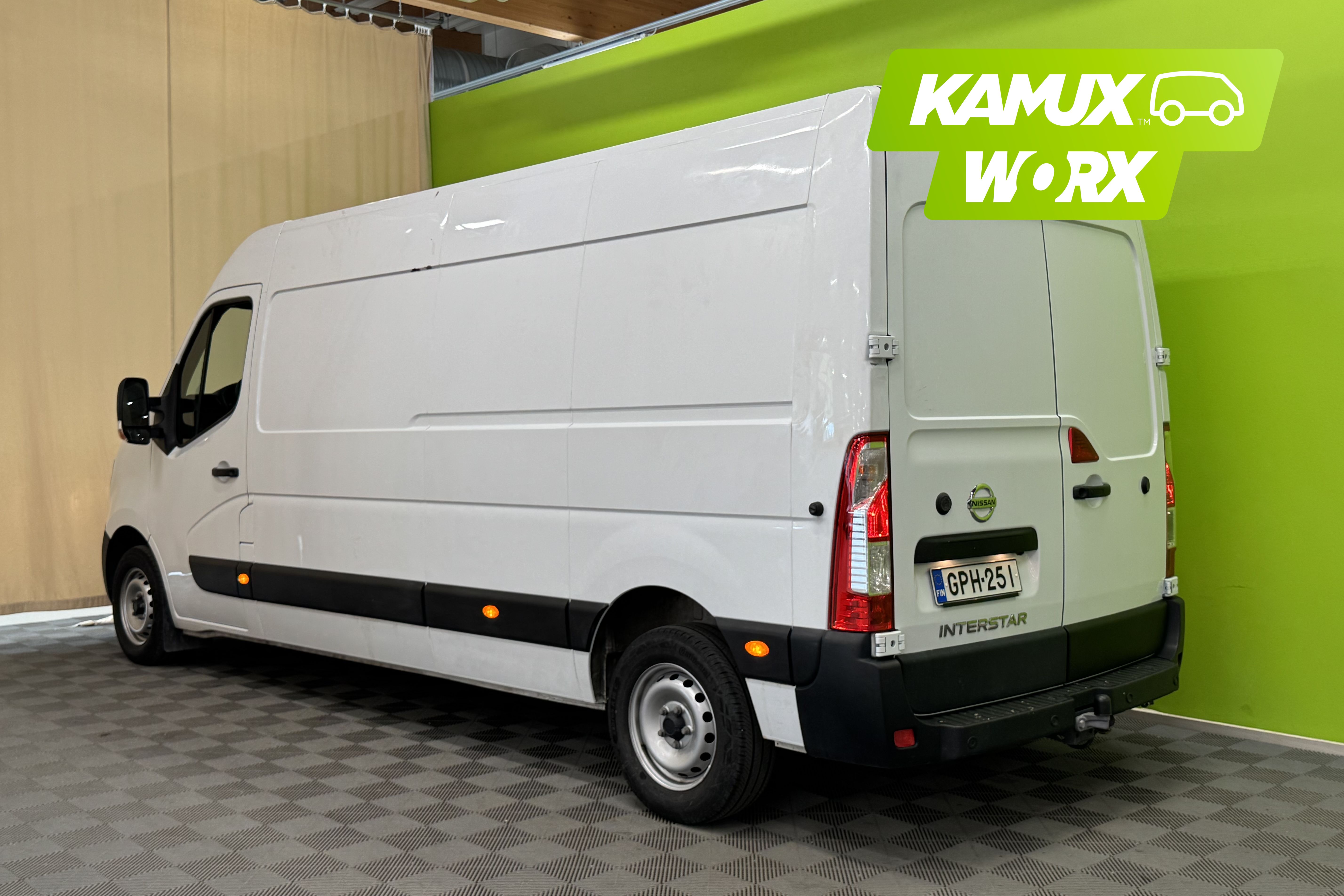 Nissan Interstar 2023